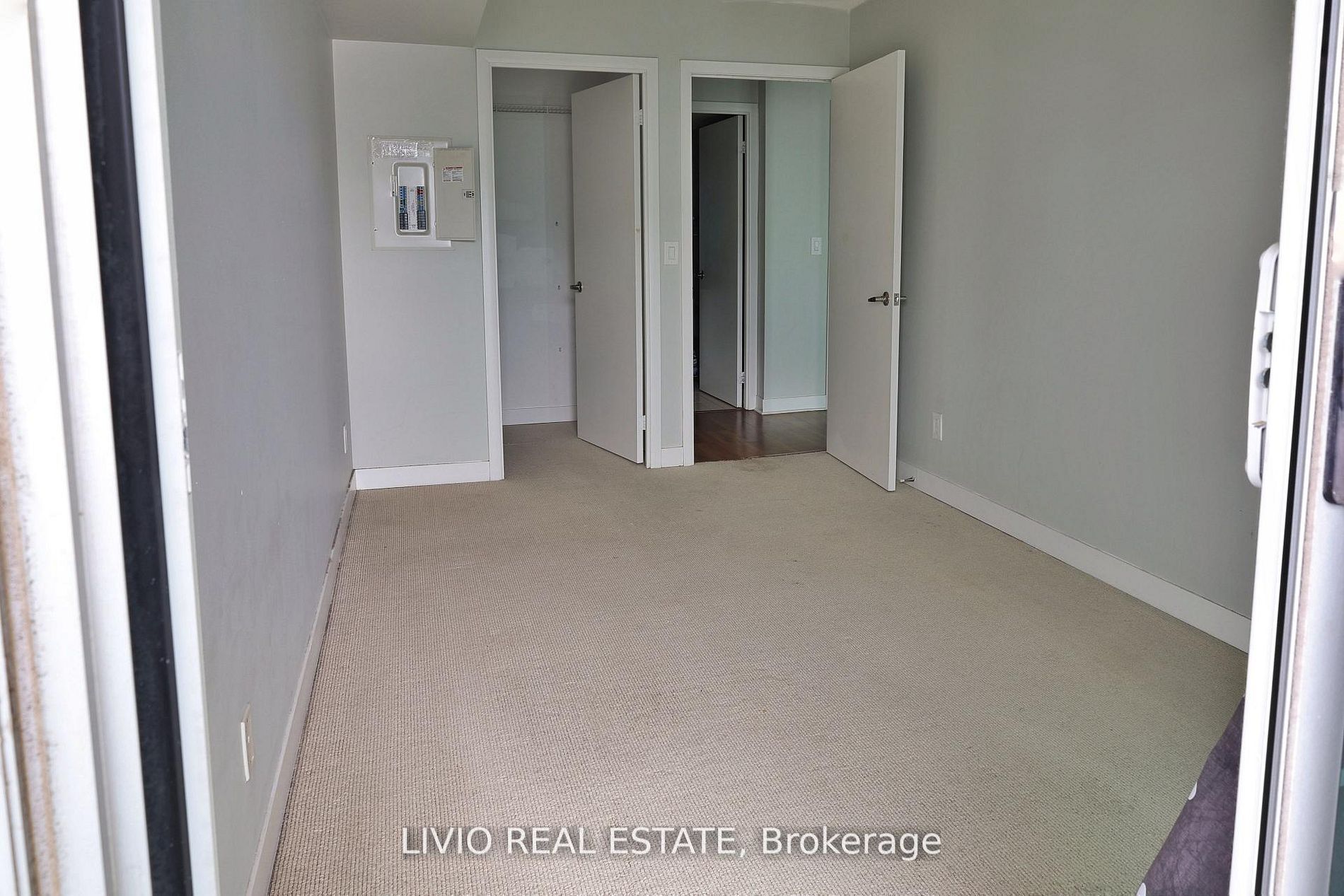 155 Legion Road N 2101 Property Photo 10