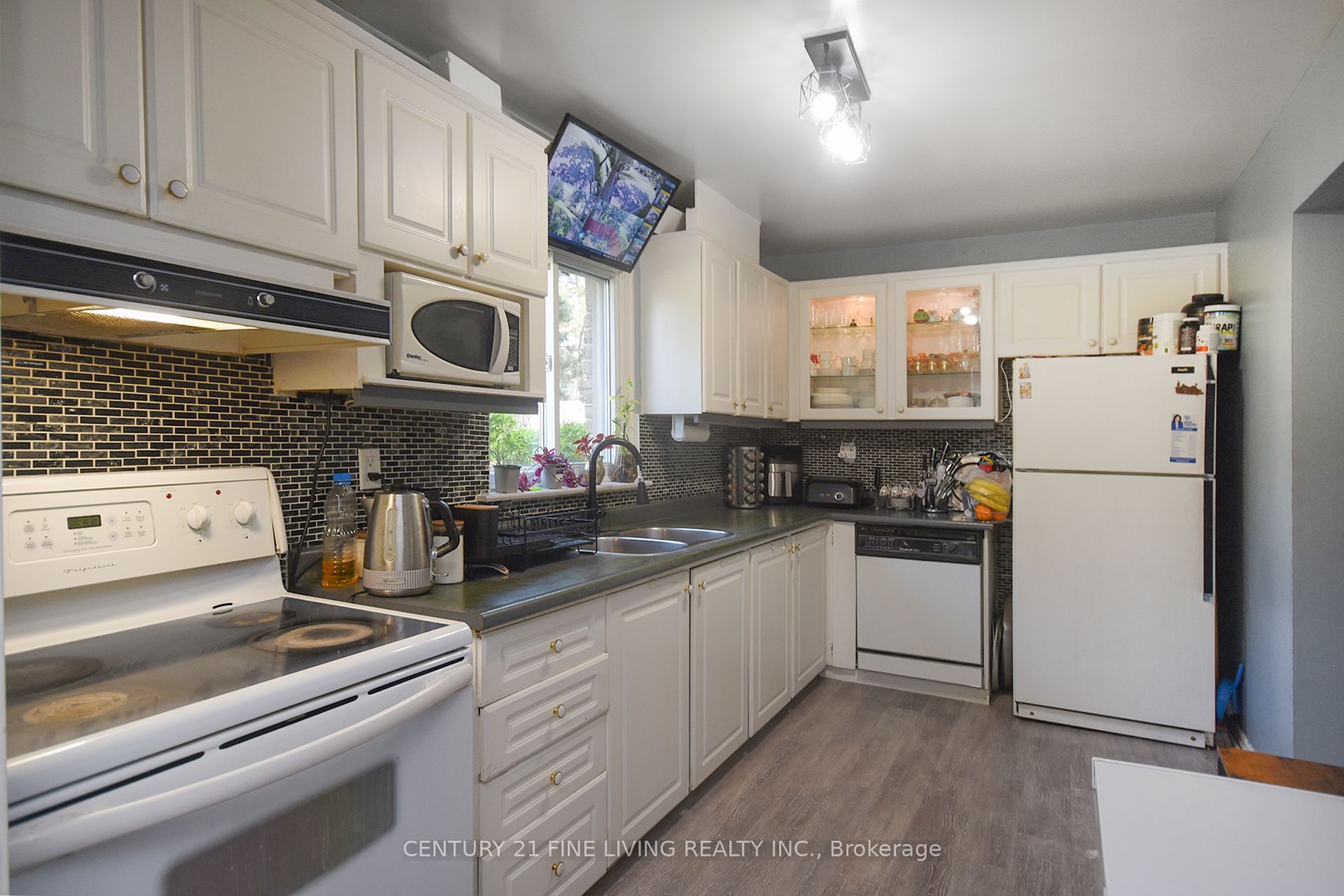 2700 Battleford Road 34 Property Photo 6