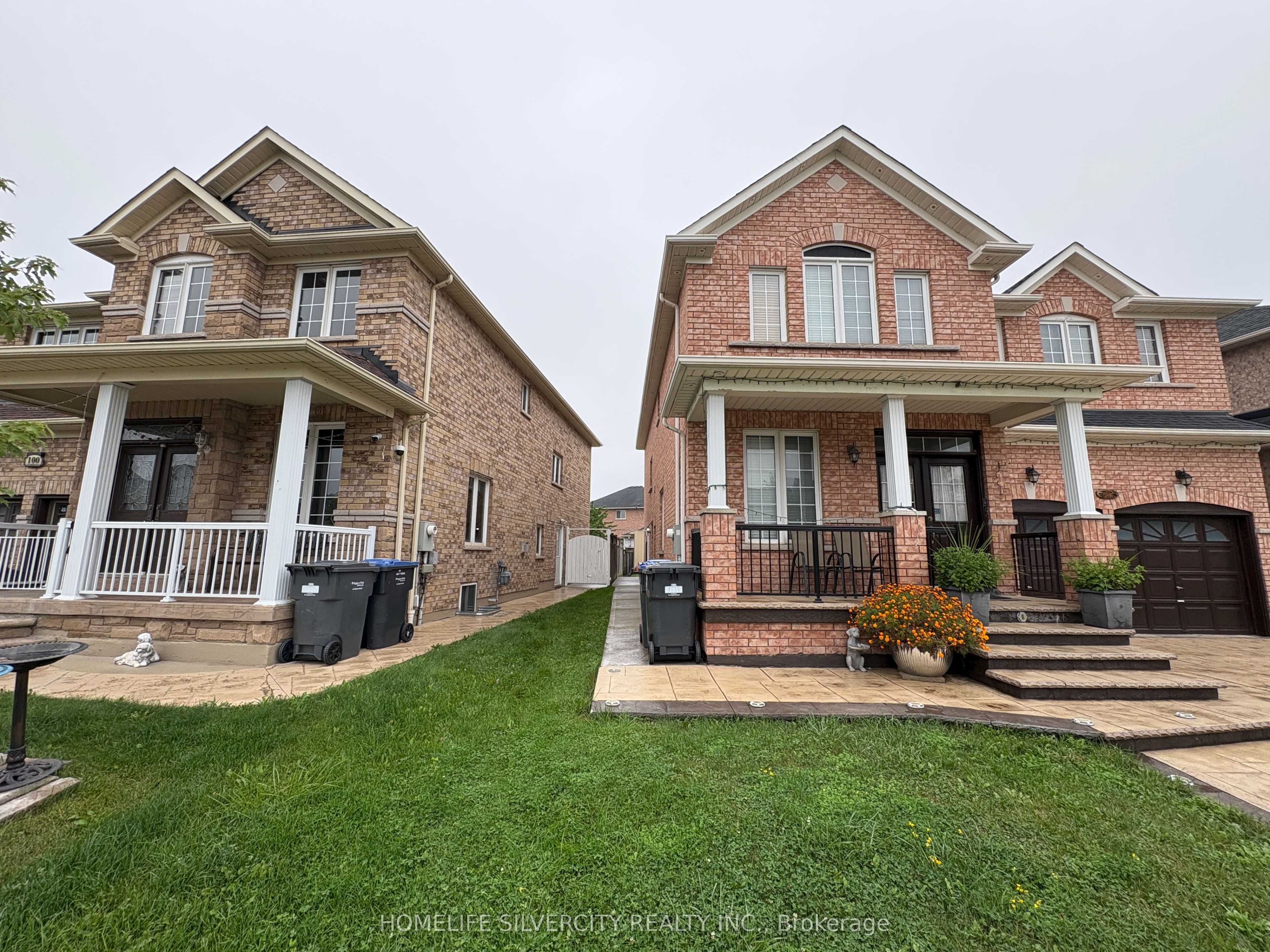 102 Earlsbridge Boulevard Property Photo 2