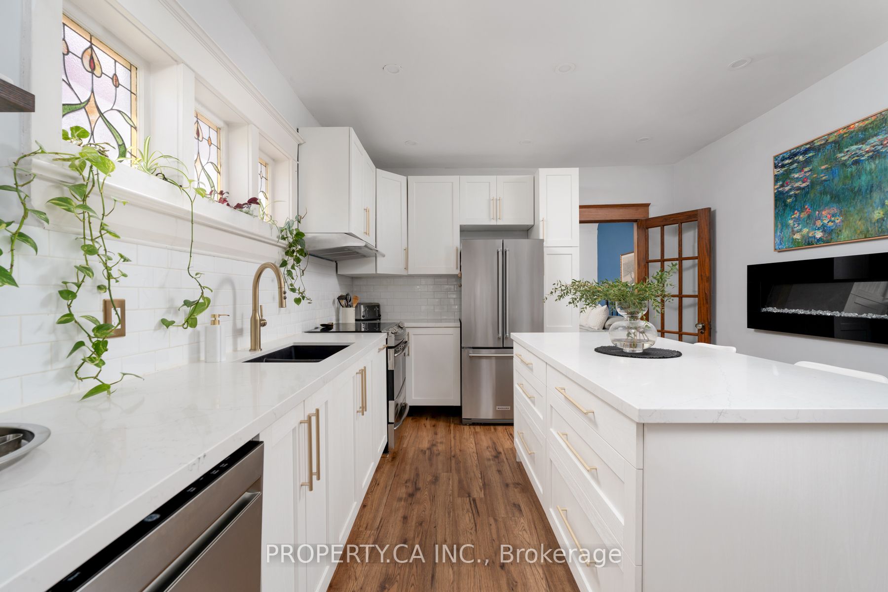 9 Fairview Avenue Property Photo 4
