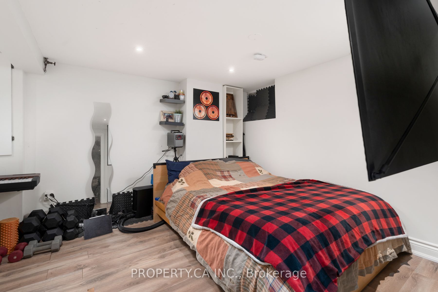 9 Fairview Avenue Property Photo 27
