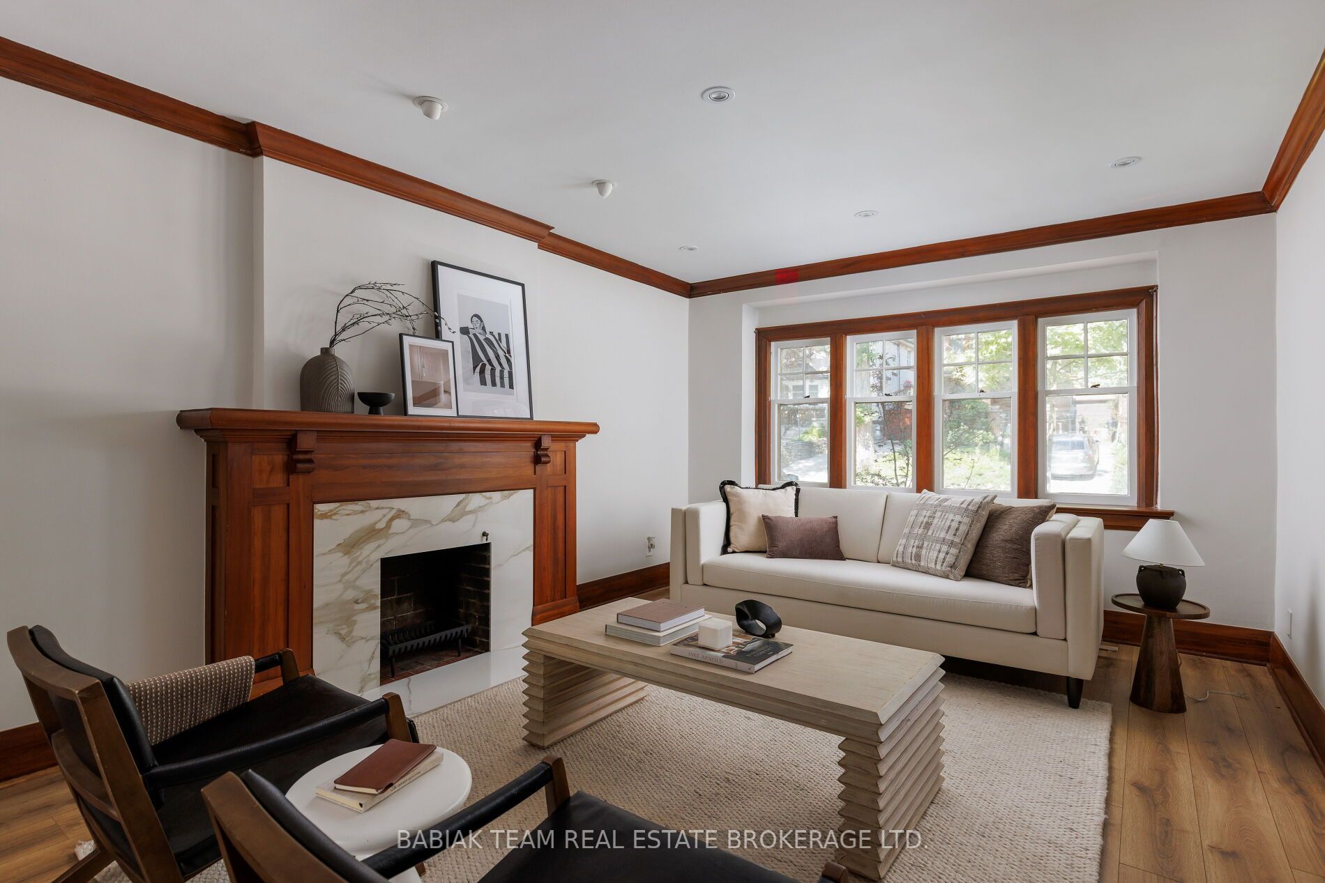 26 Riverview Gardens Property Photo 5