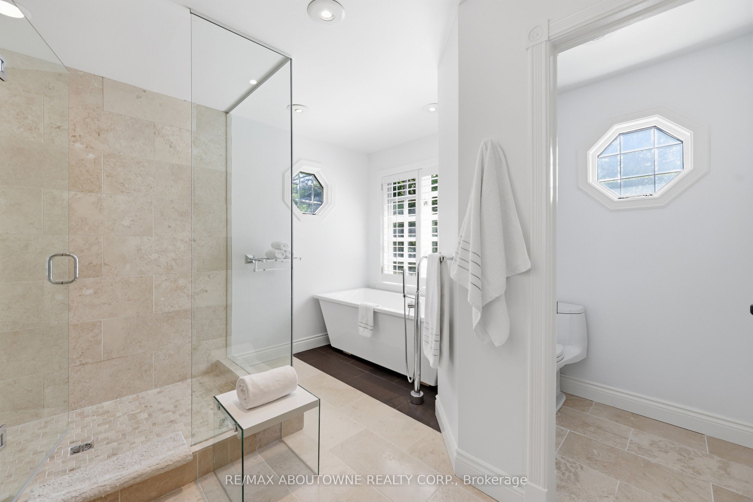 437 Cairncroft Road Property Photo 29