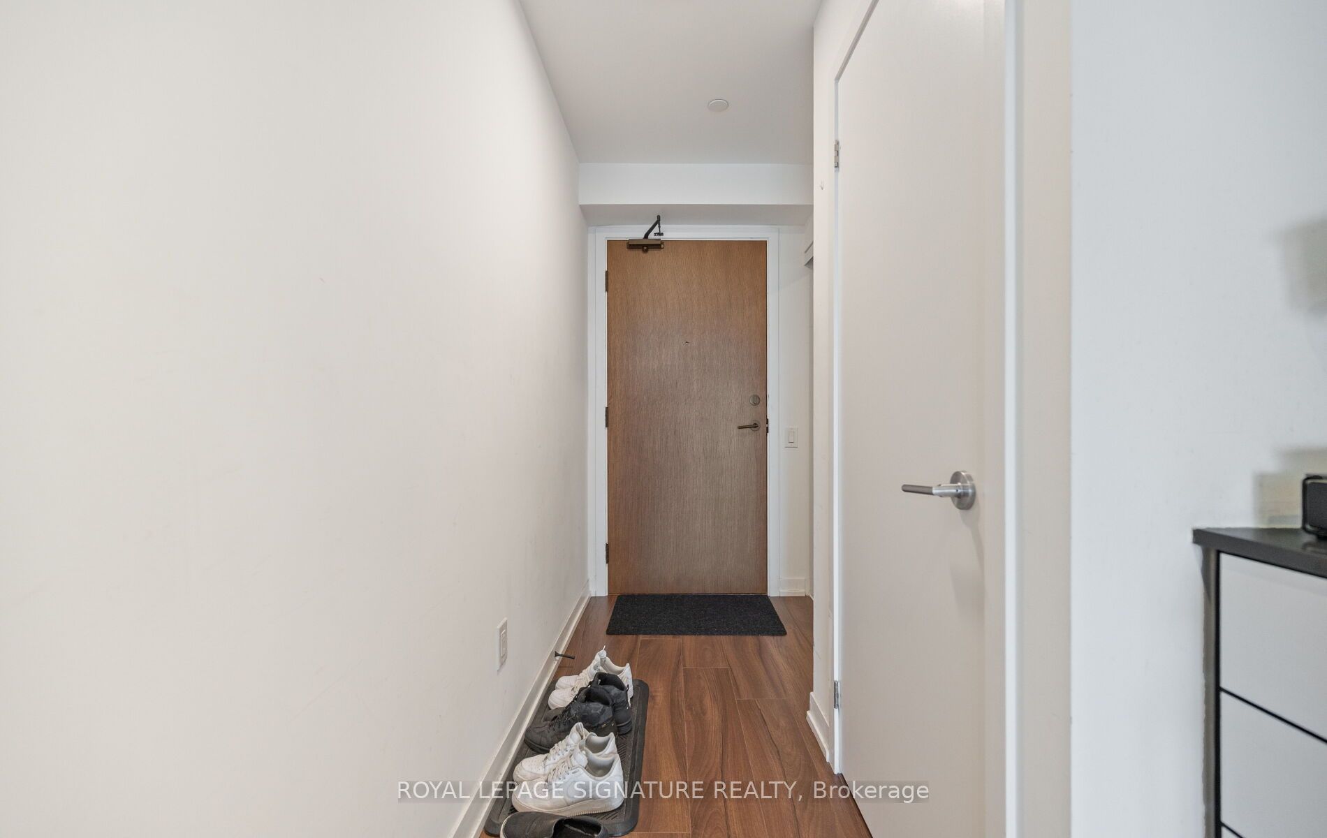 4065 Confederation Parkway 3512 Property Photo 7