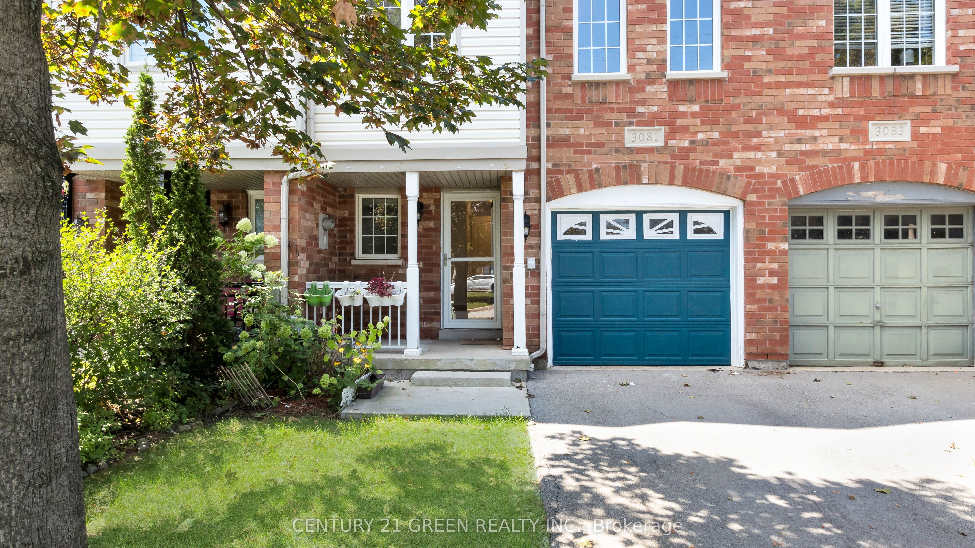 3081 Hawktail Crescent Property Photo 2