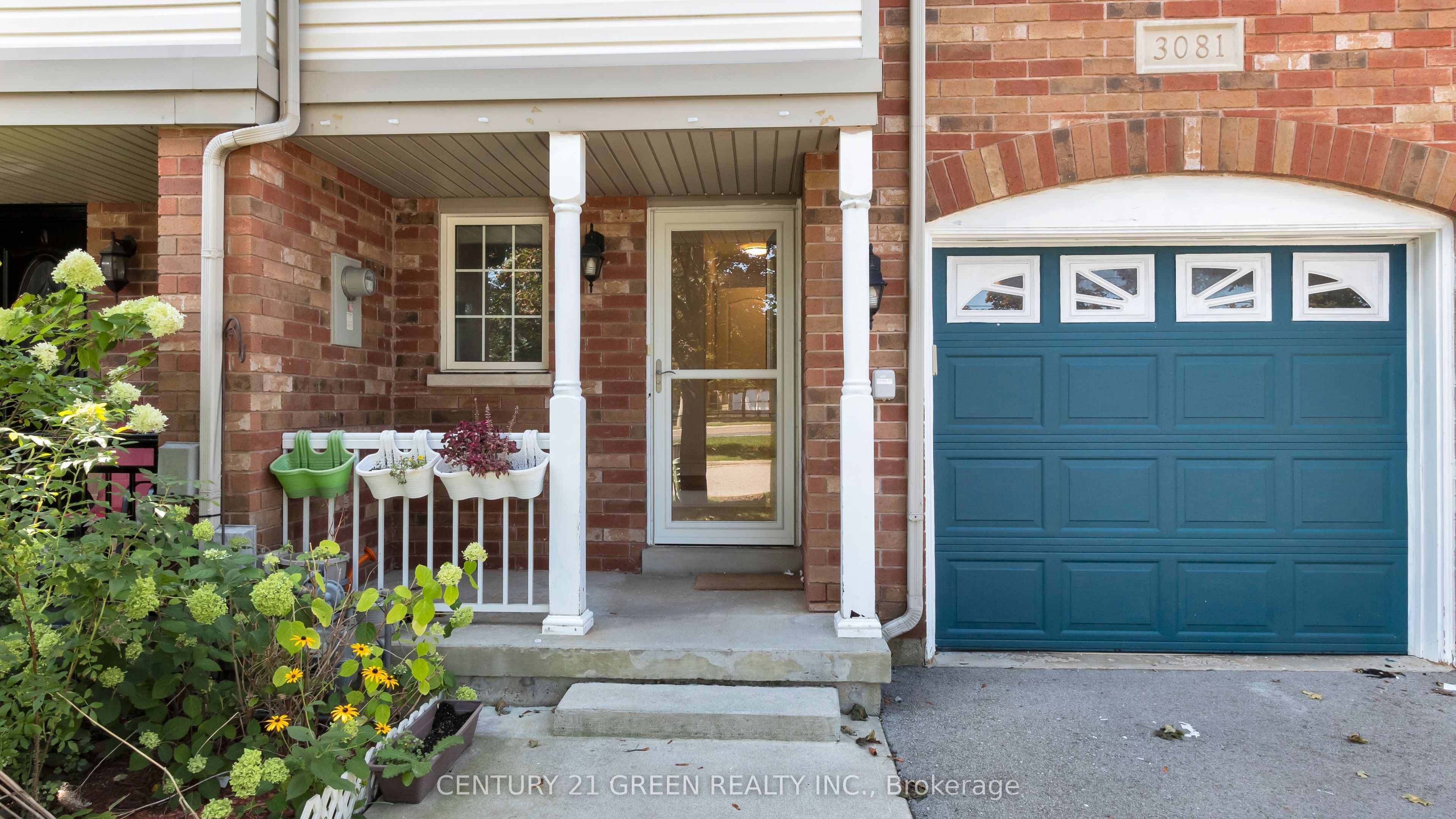 3081 Hawktail Crescent Property Photo 4