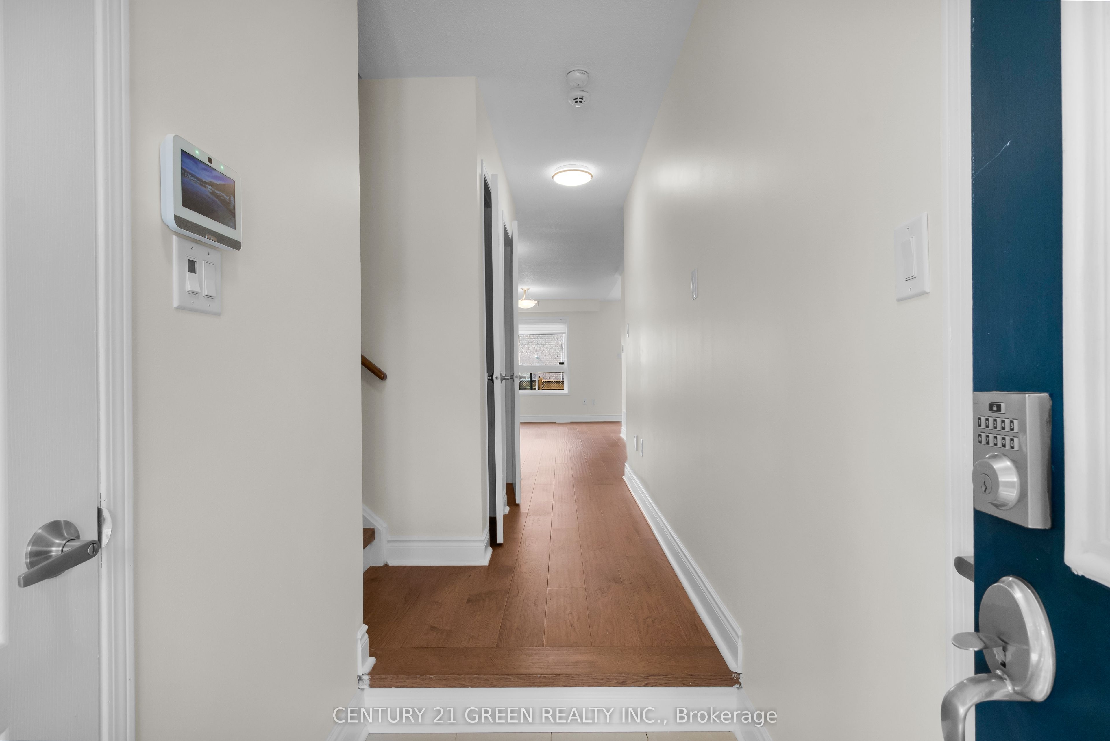 3081 Hawktail Crescent Property Photo 5