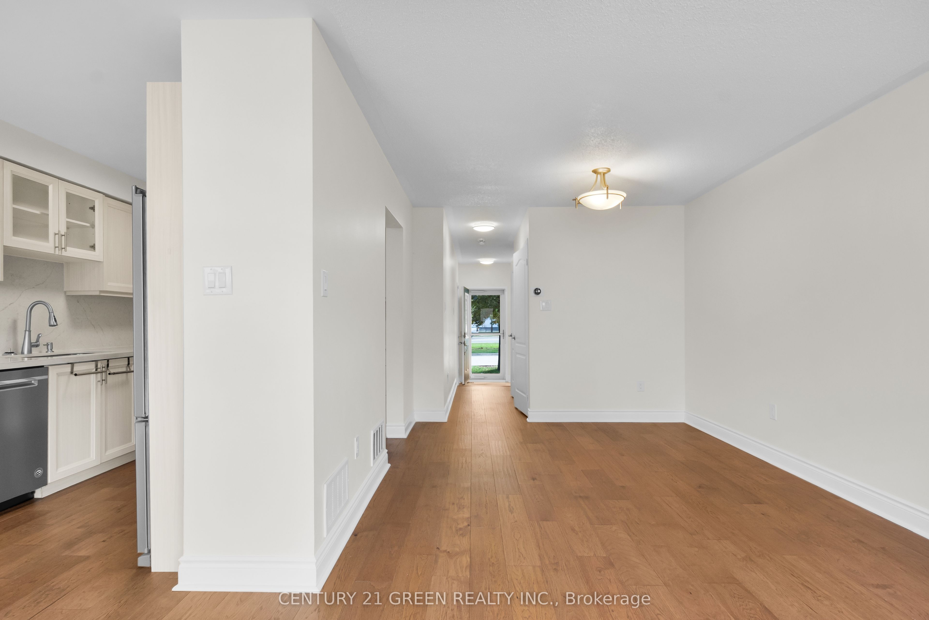 3081 Hawktail Crescent Property Photo 9