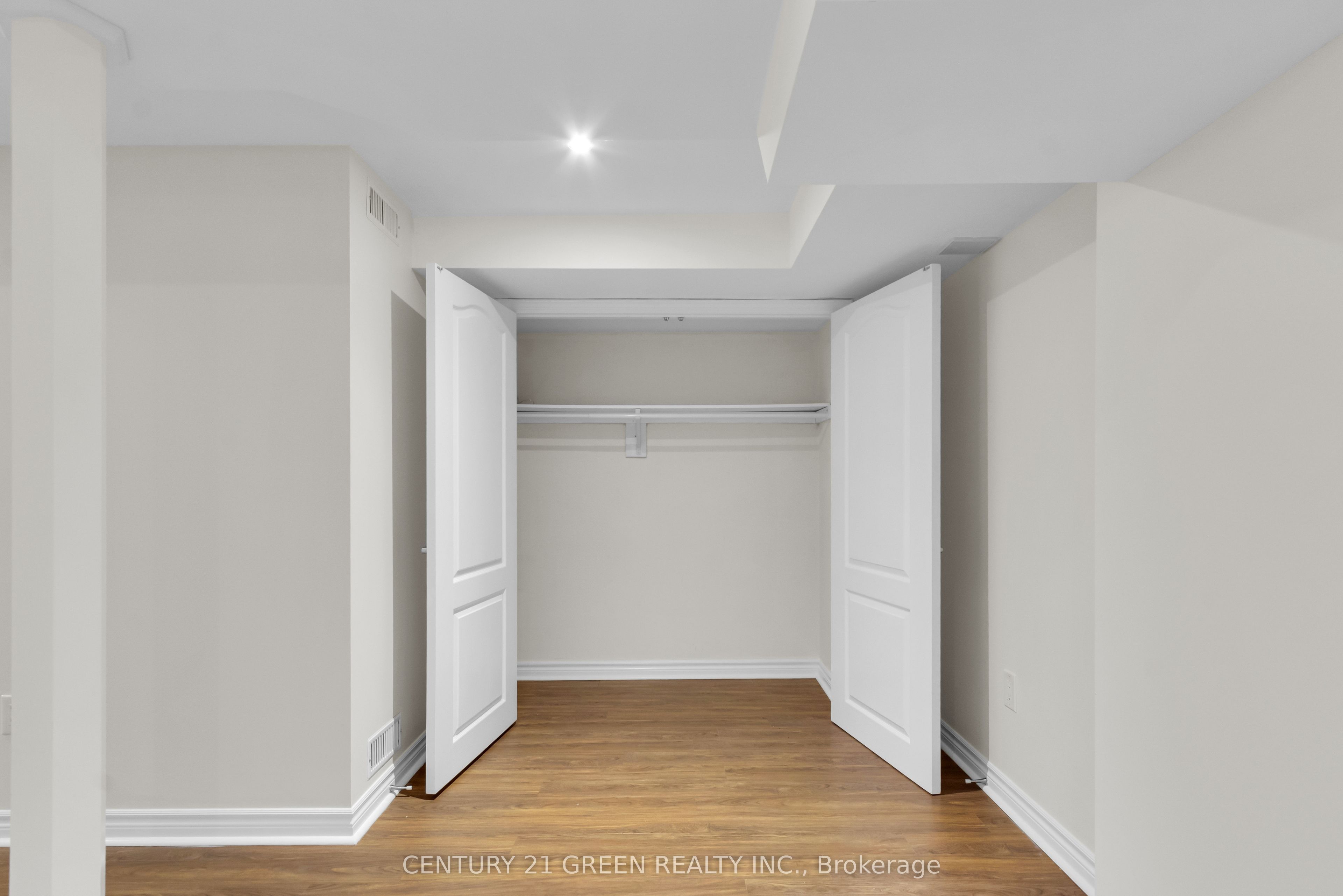 3081 Hawktail Crescent Property Photo 39
