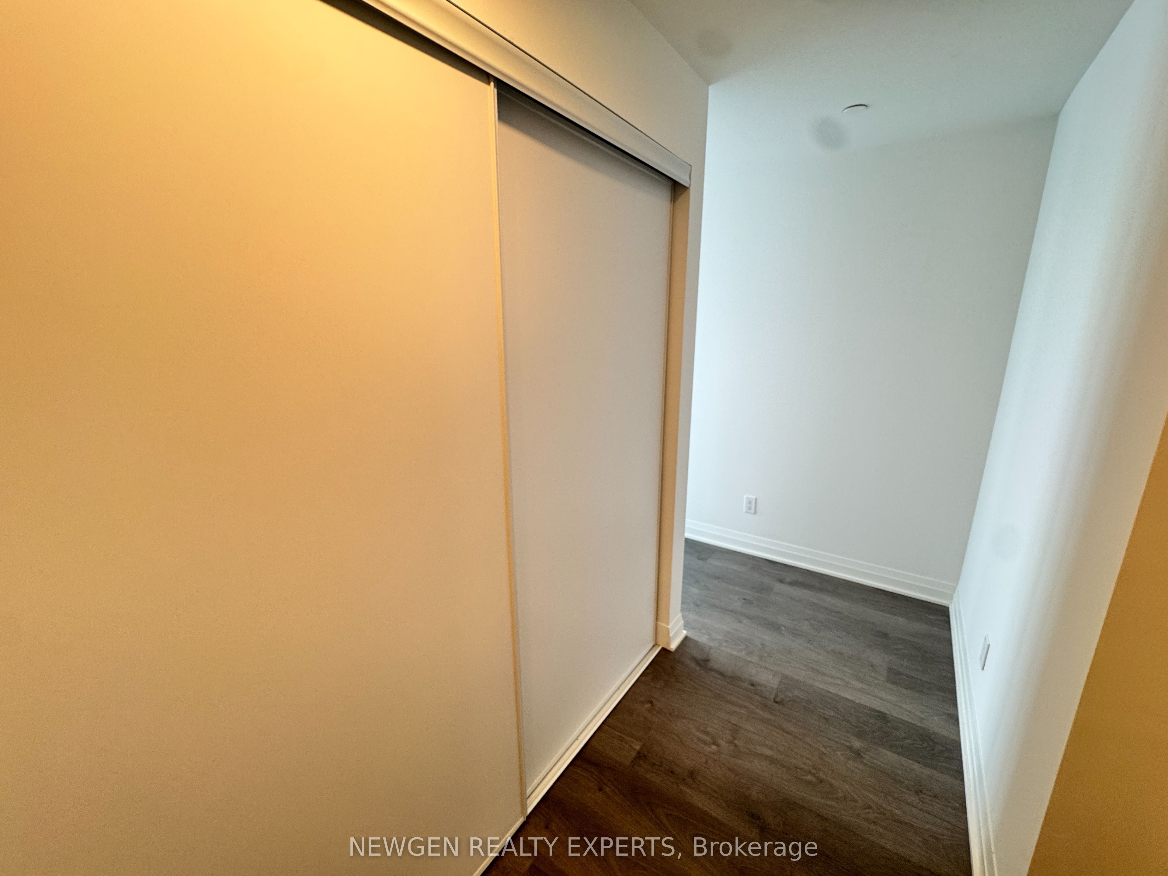 4015 The Exchange 5004 Property Photo 8