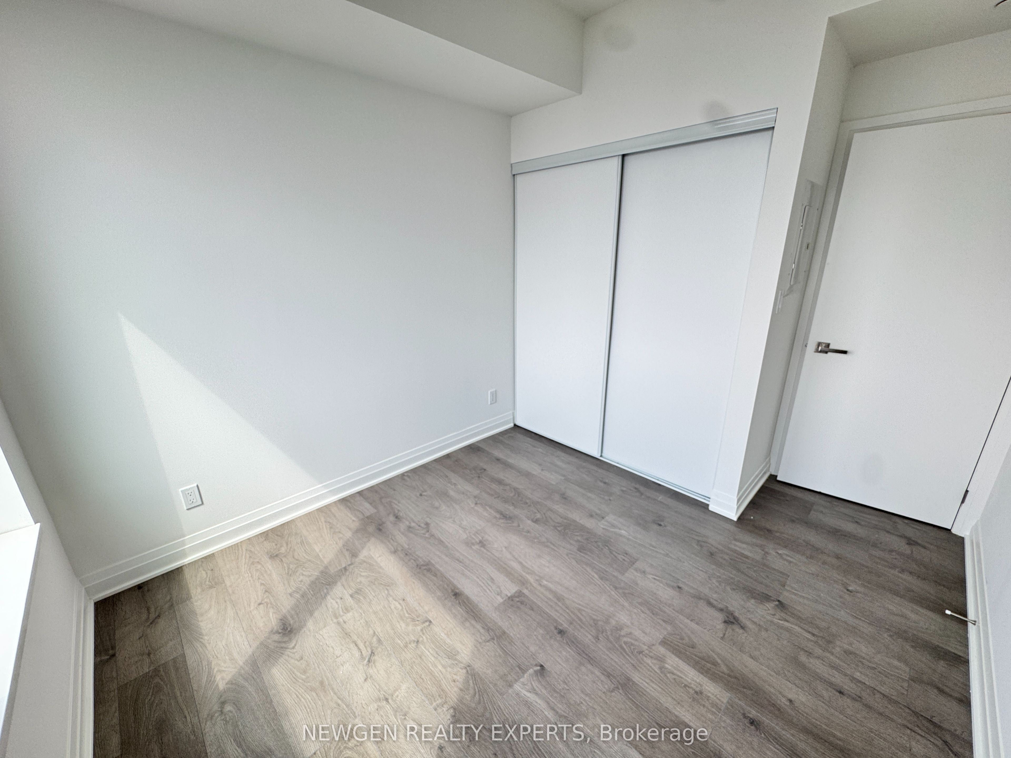 4015 The Exchange 5004 Property Photo 10