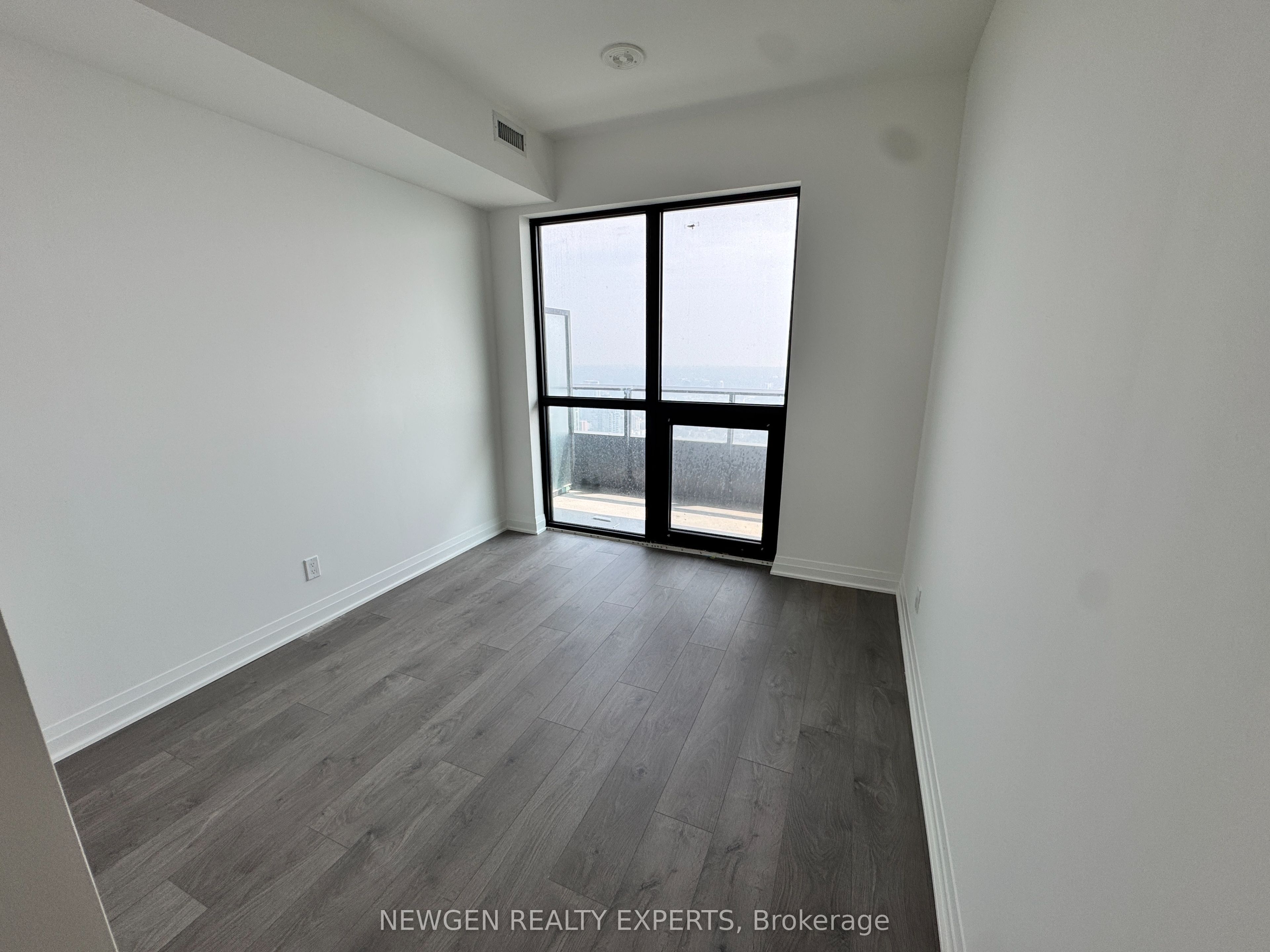 4015 The Exchange 5004 Property Photo 16