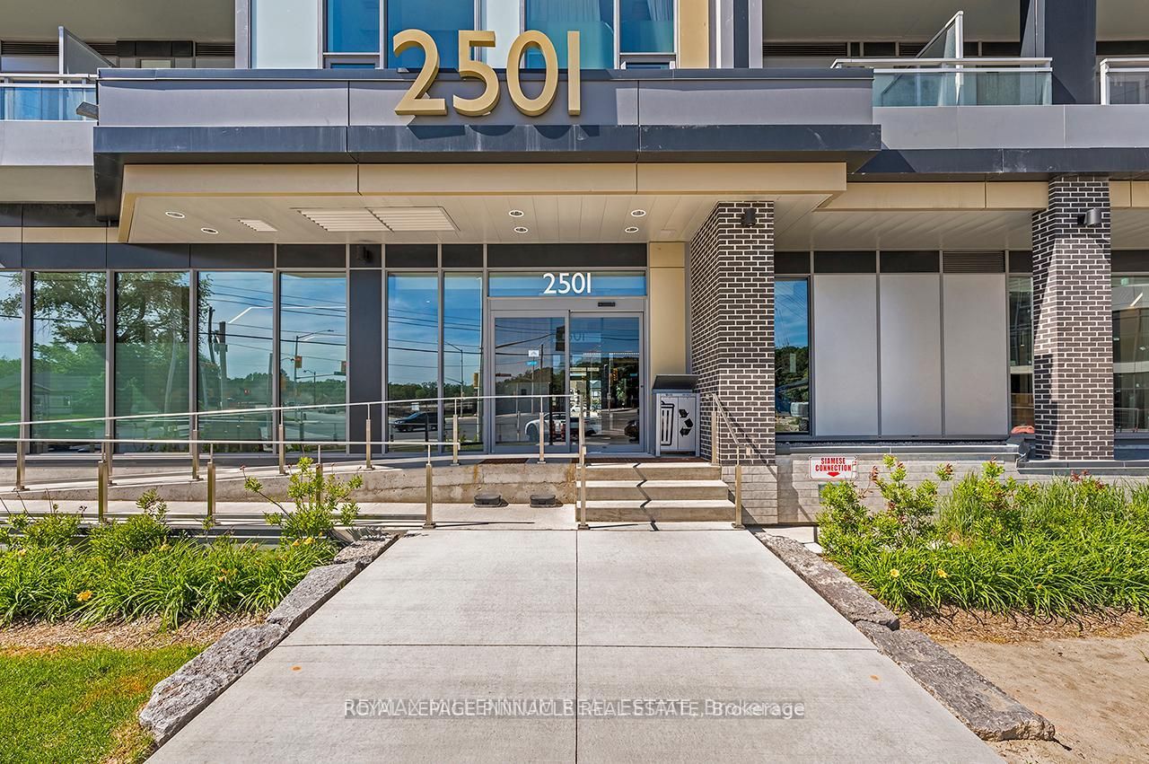 2501 Saw Whet Boulevard 403 Property Photo 2