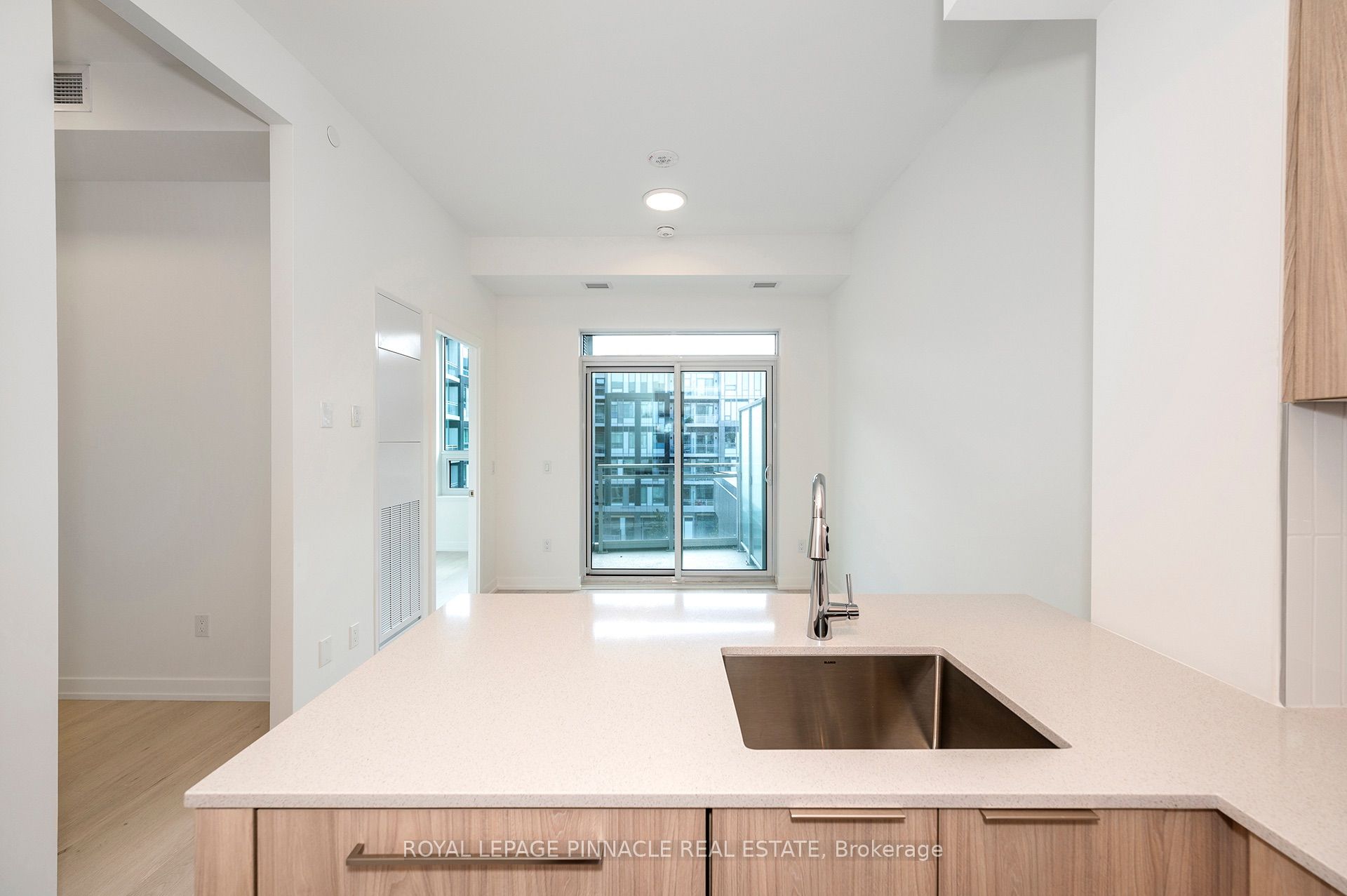 2501 Saw Whet Boulevard 403 Property Photo 13