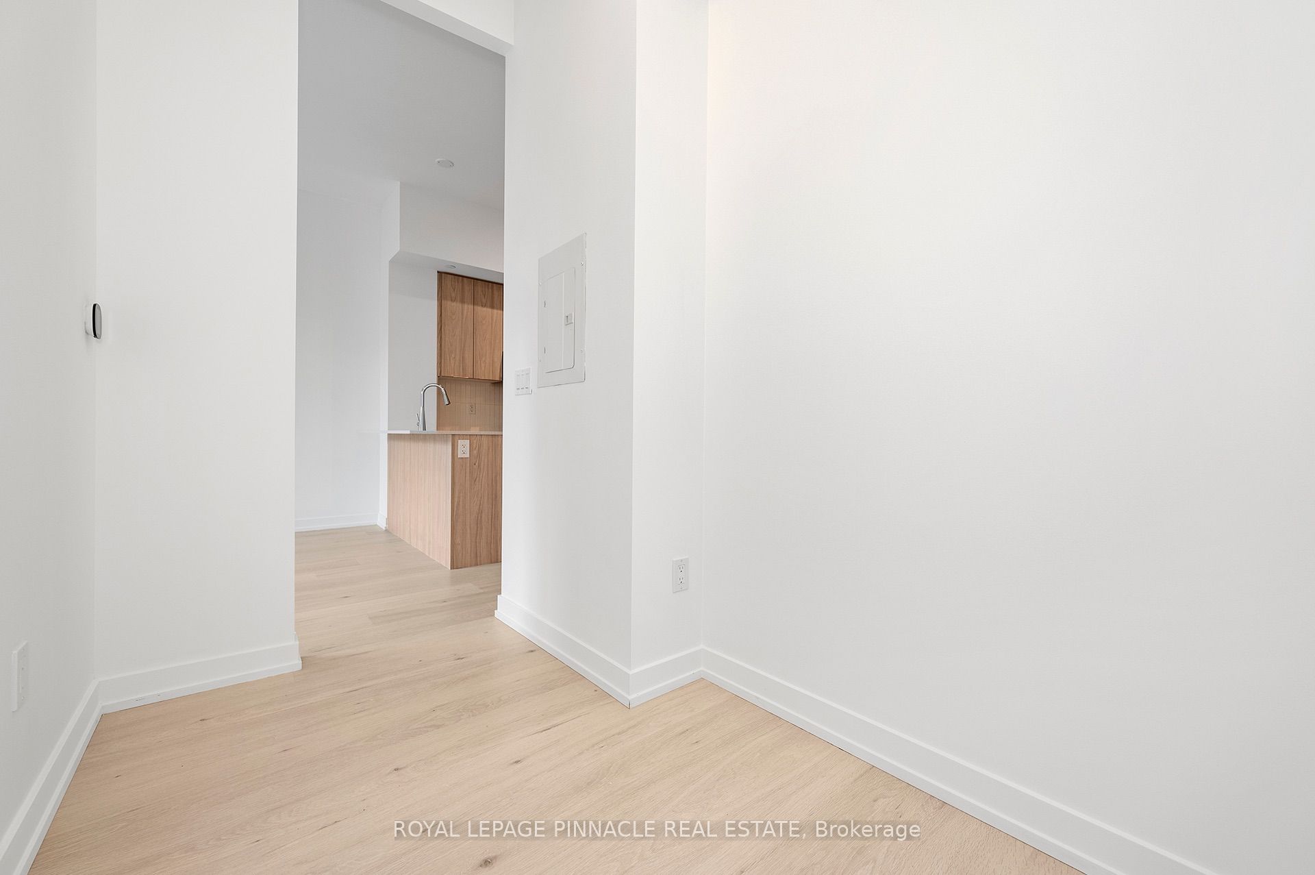 2501 Saw Whet Boulevard 403 Property Photo 30