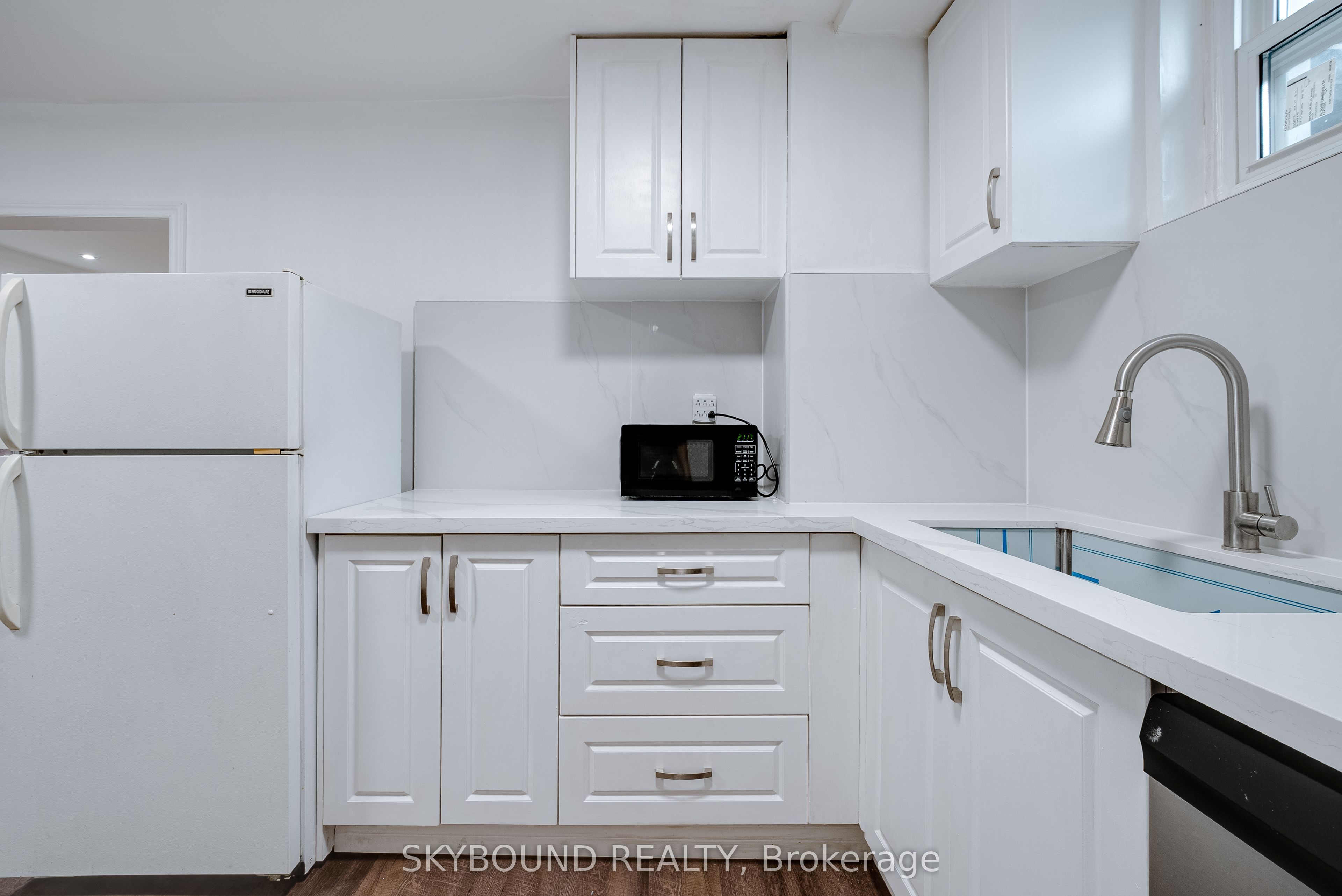43 Craydon Avenue Property Photo 7