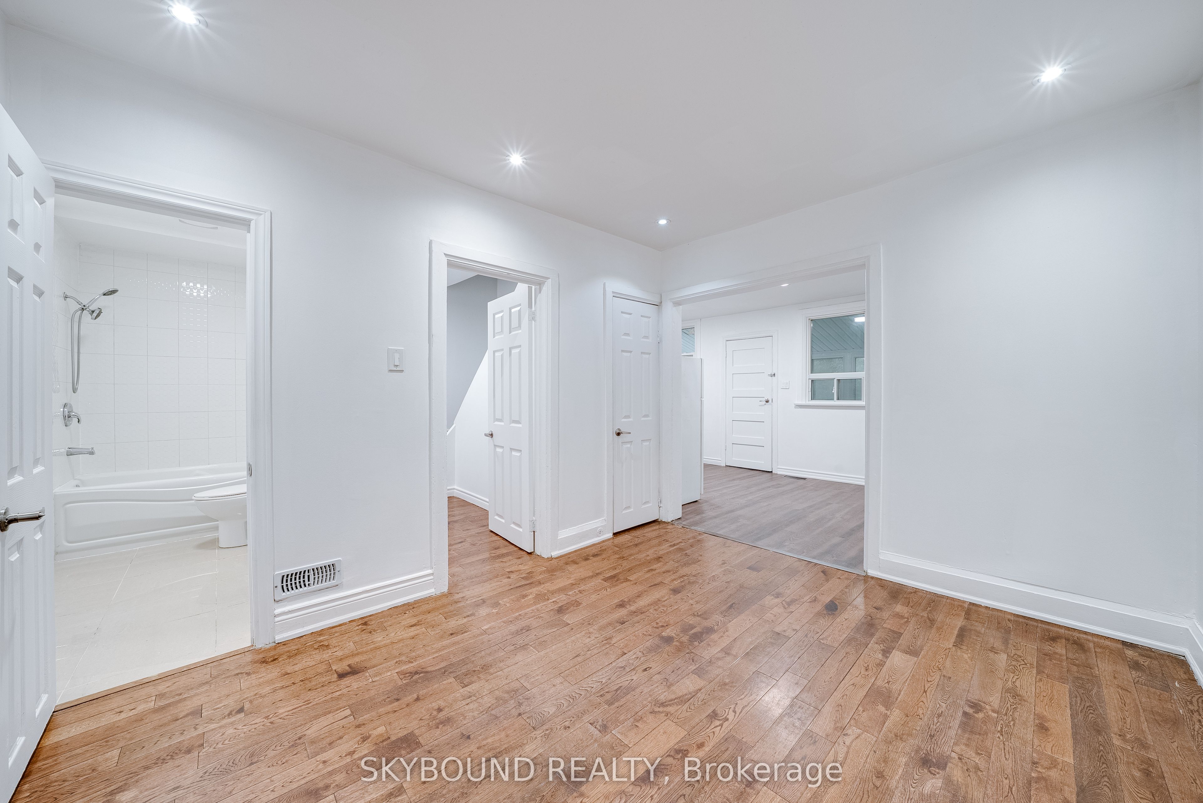 43 Craydon Avenue Property Photo 9
