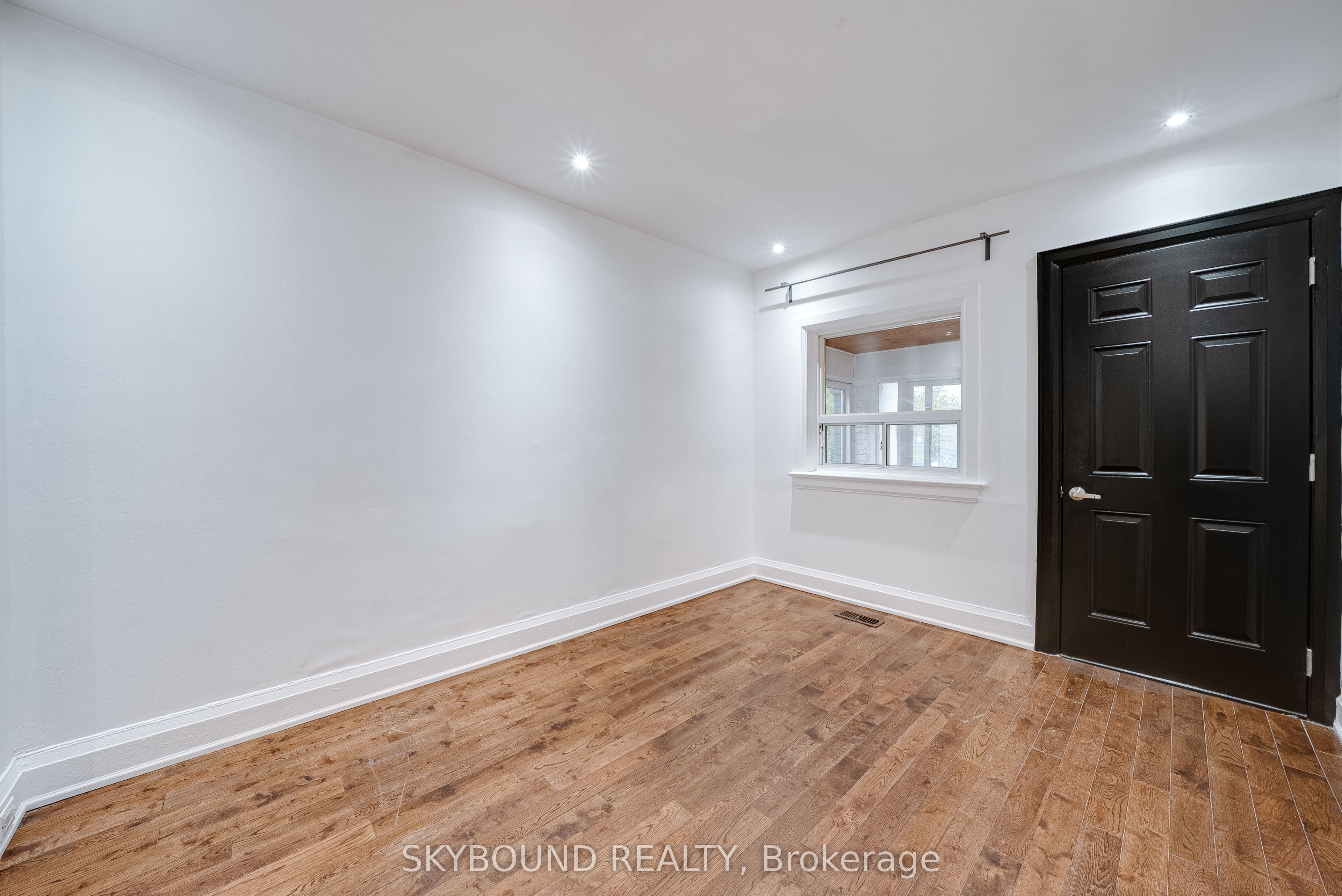 43 Craydon Avenue Property Photo 13