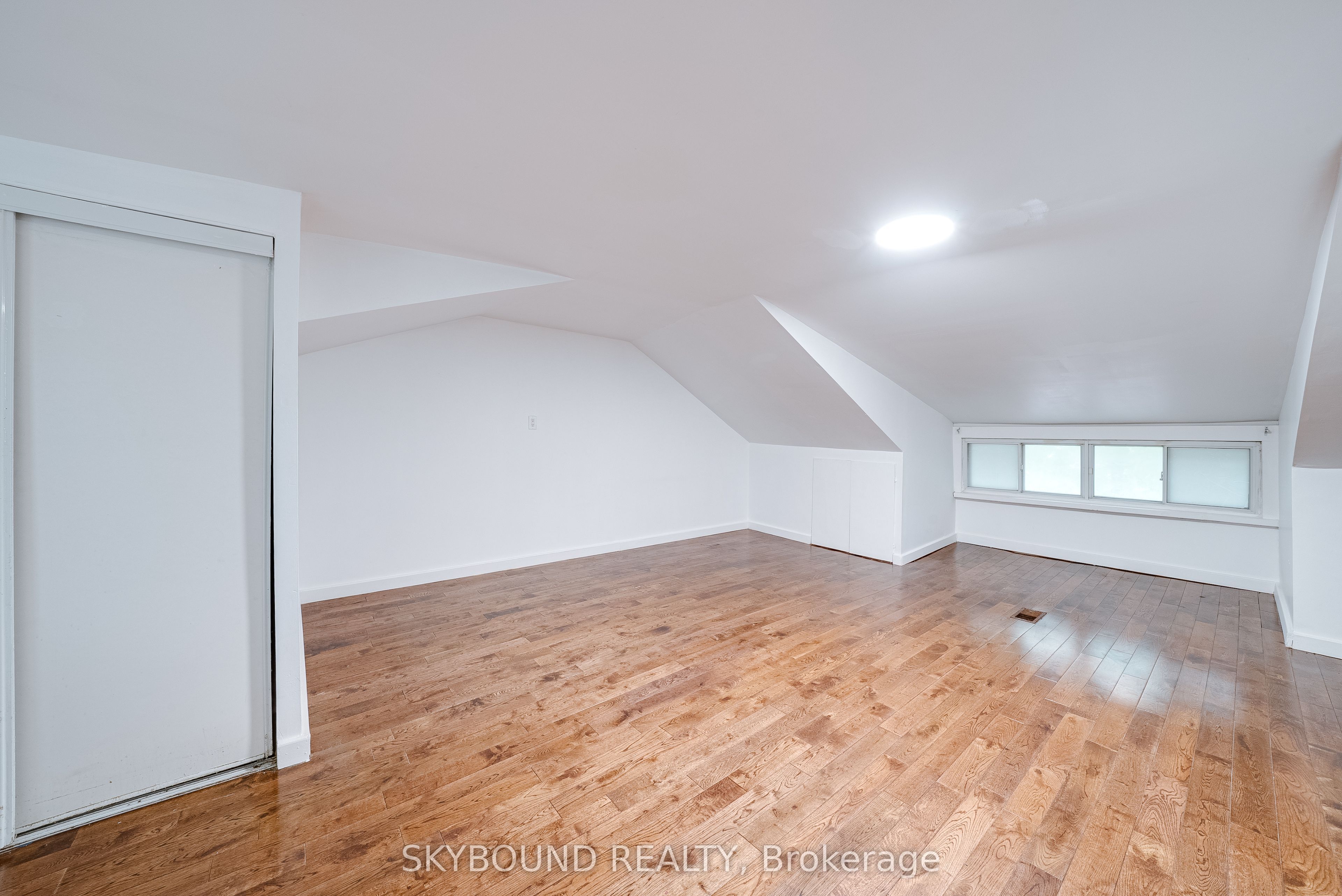 43 Craydon Avenue Property Photo 18
