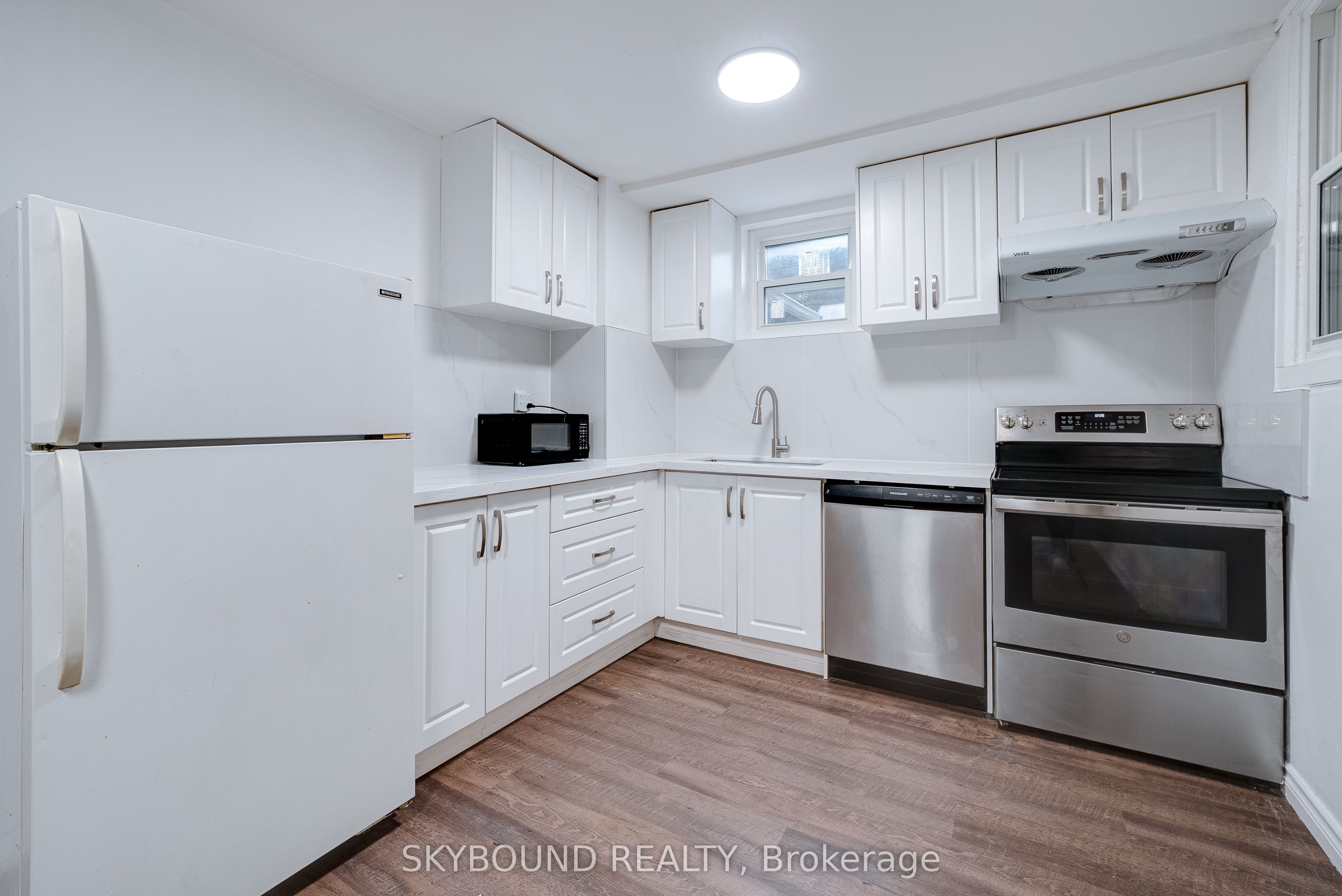 43 Craydon Avenue Property Photo 22