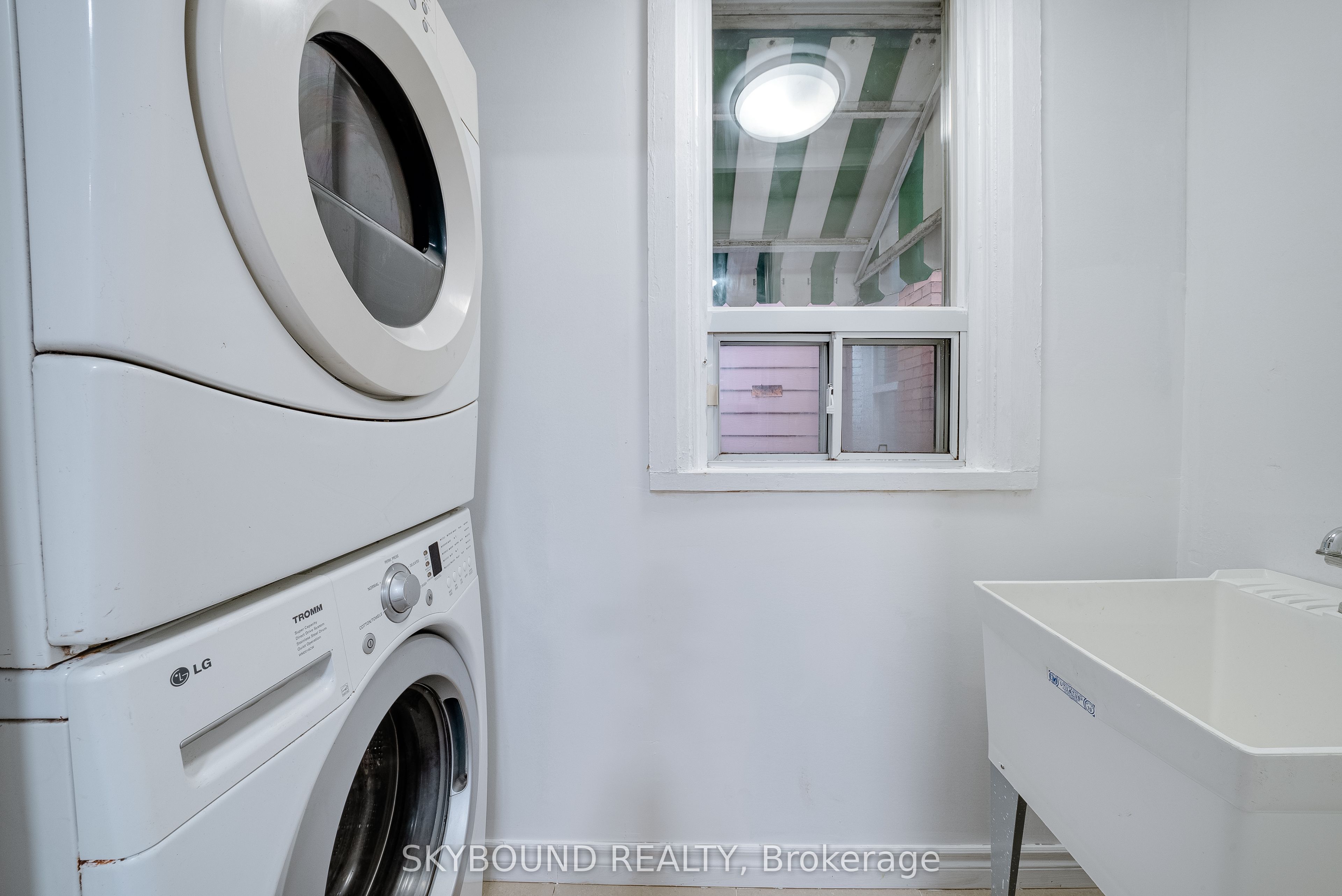 43 Craydon Avenue Property Photo 23