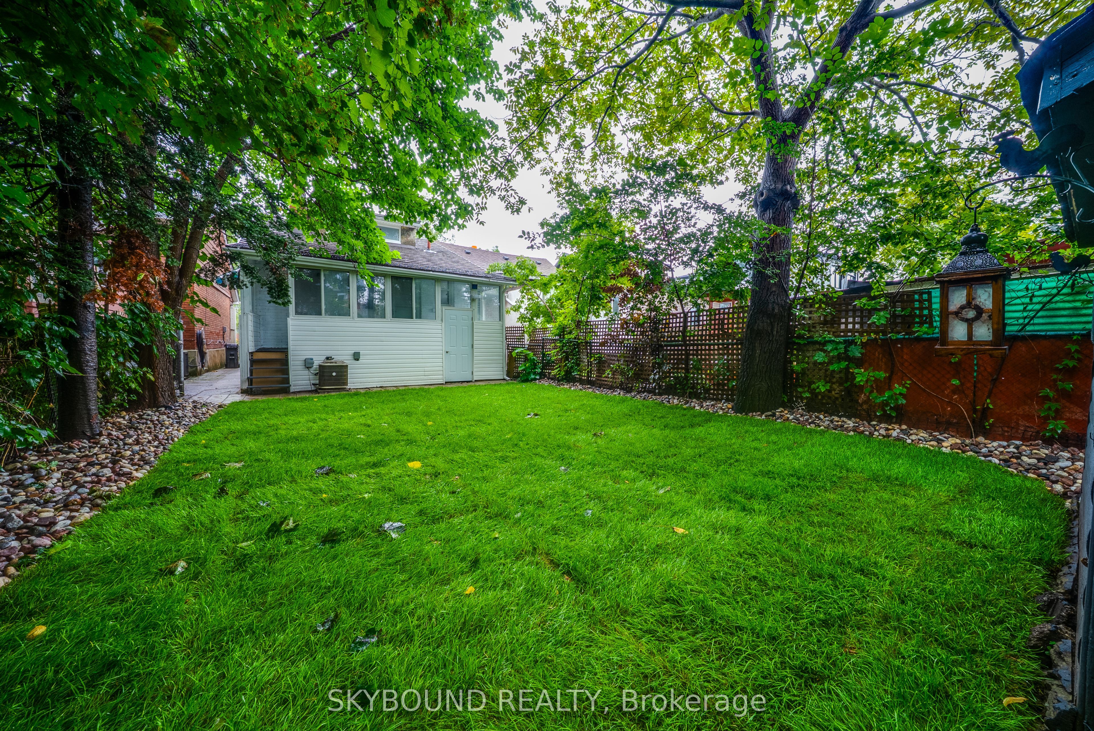 43 Craydon Avenue Property Photo 25