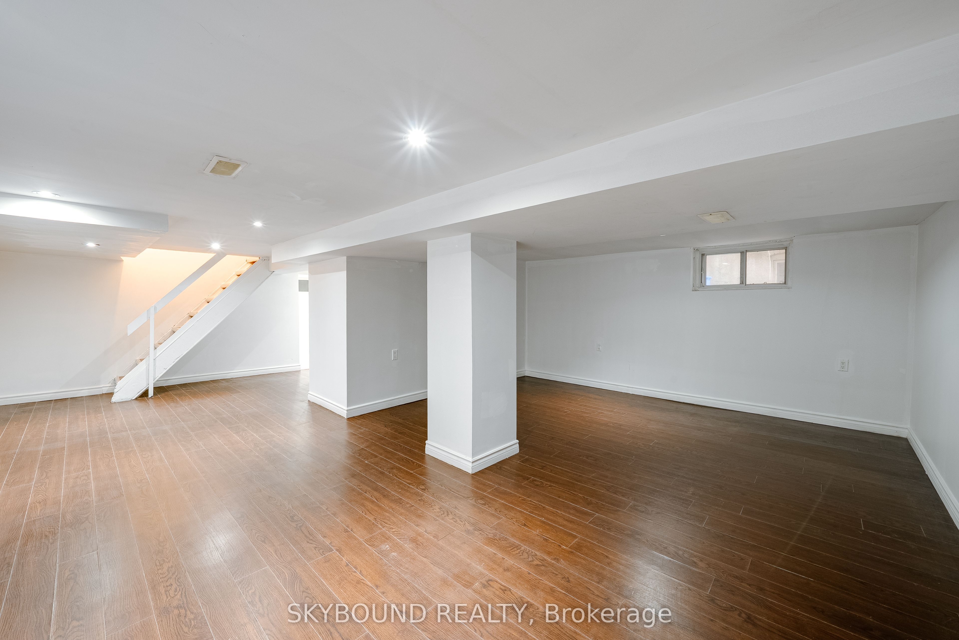 43 Craydon Avenue Property Photo 30