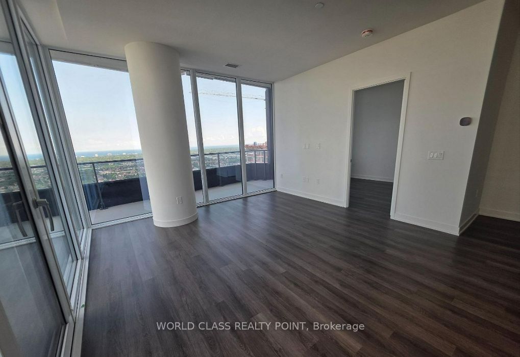 448 Burnhamthorpe Road W 4508 Property Photo 11