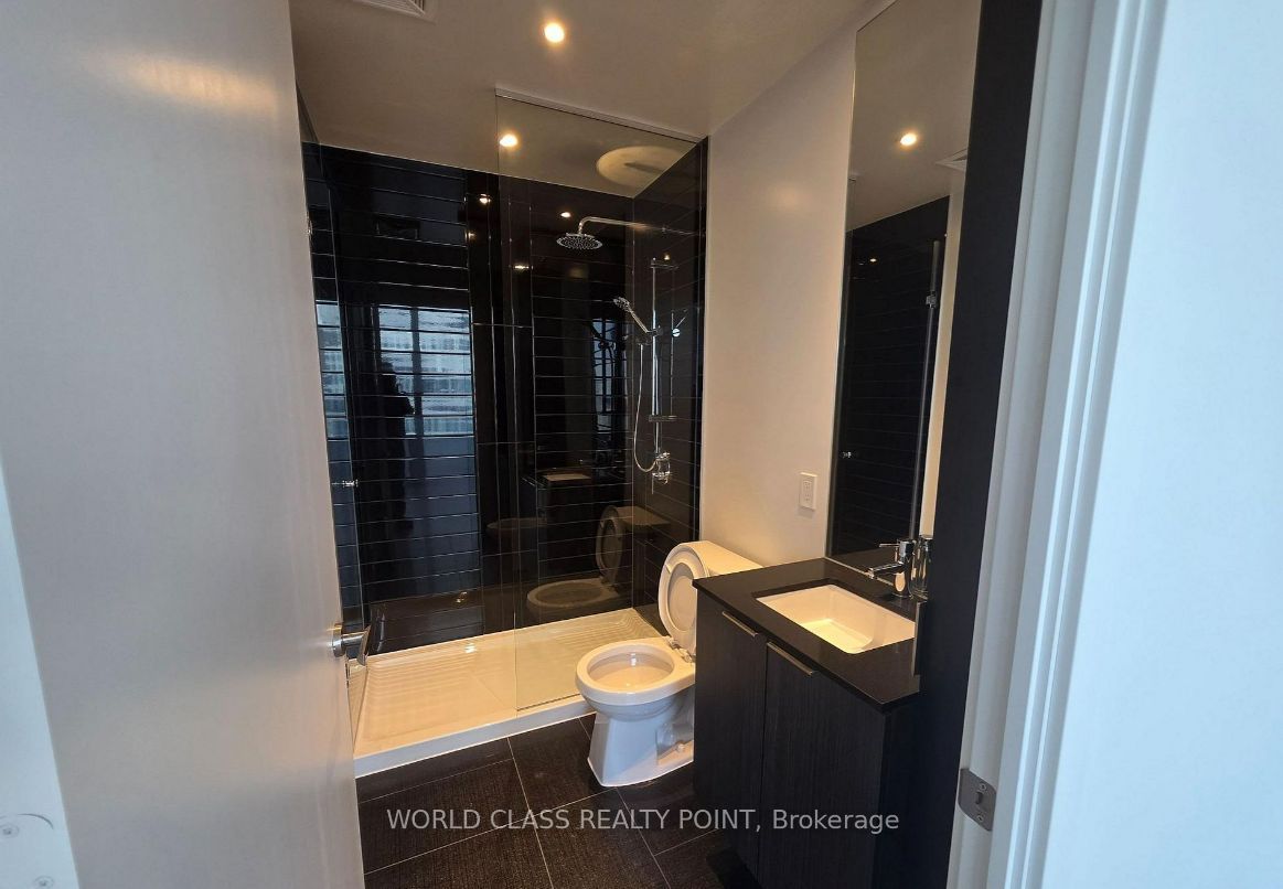 448 Burnhamthorpe Road W 4508 Property Photo 15