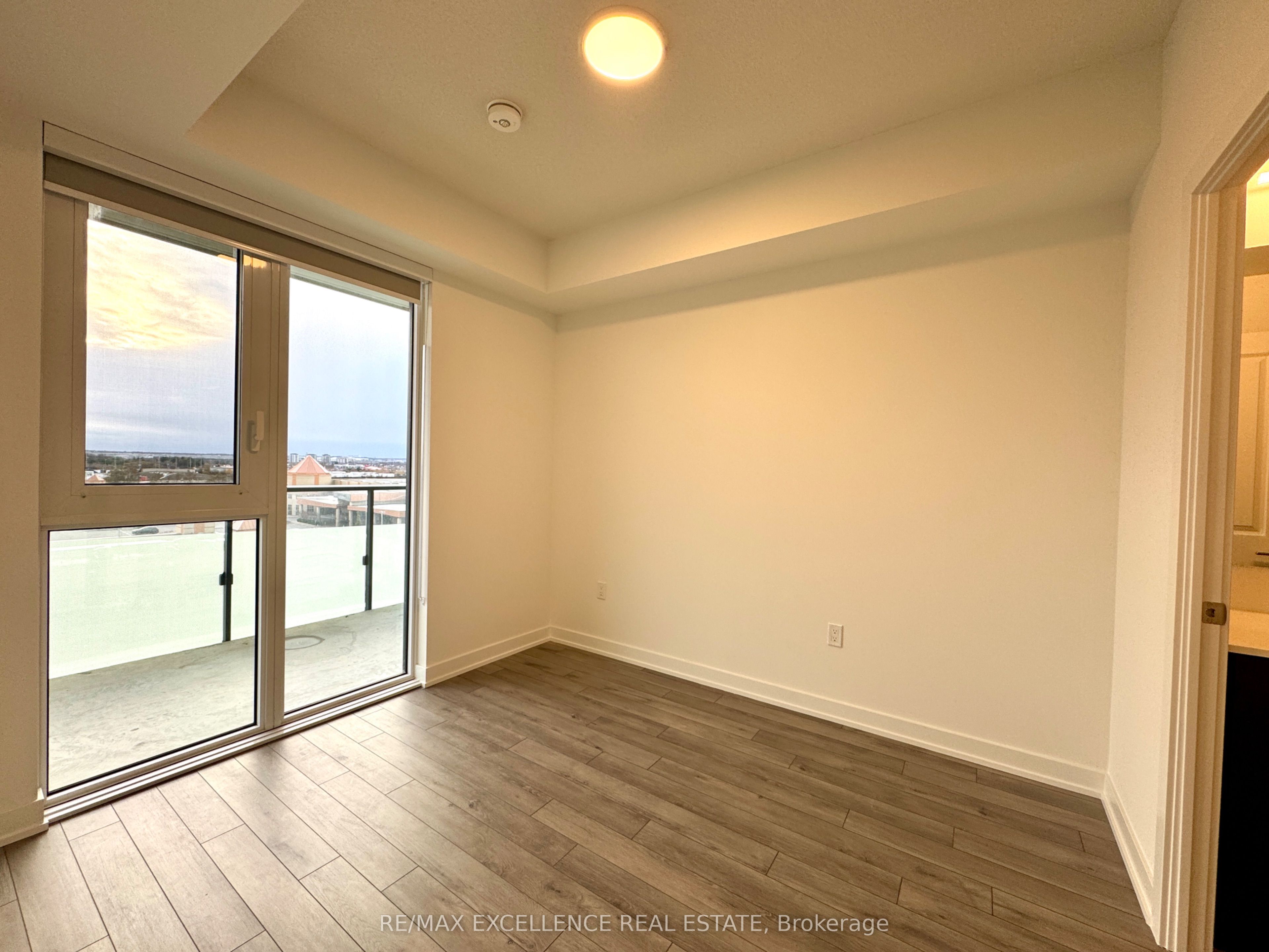 15 Skyridge Drive 413 Property Photo 8