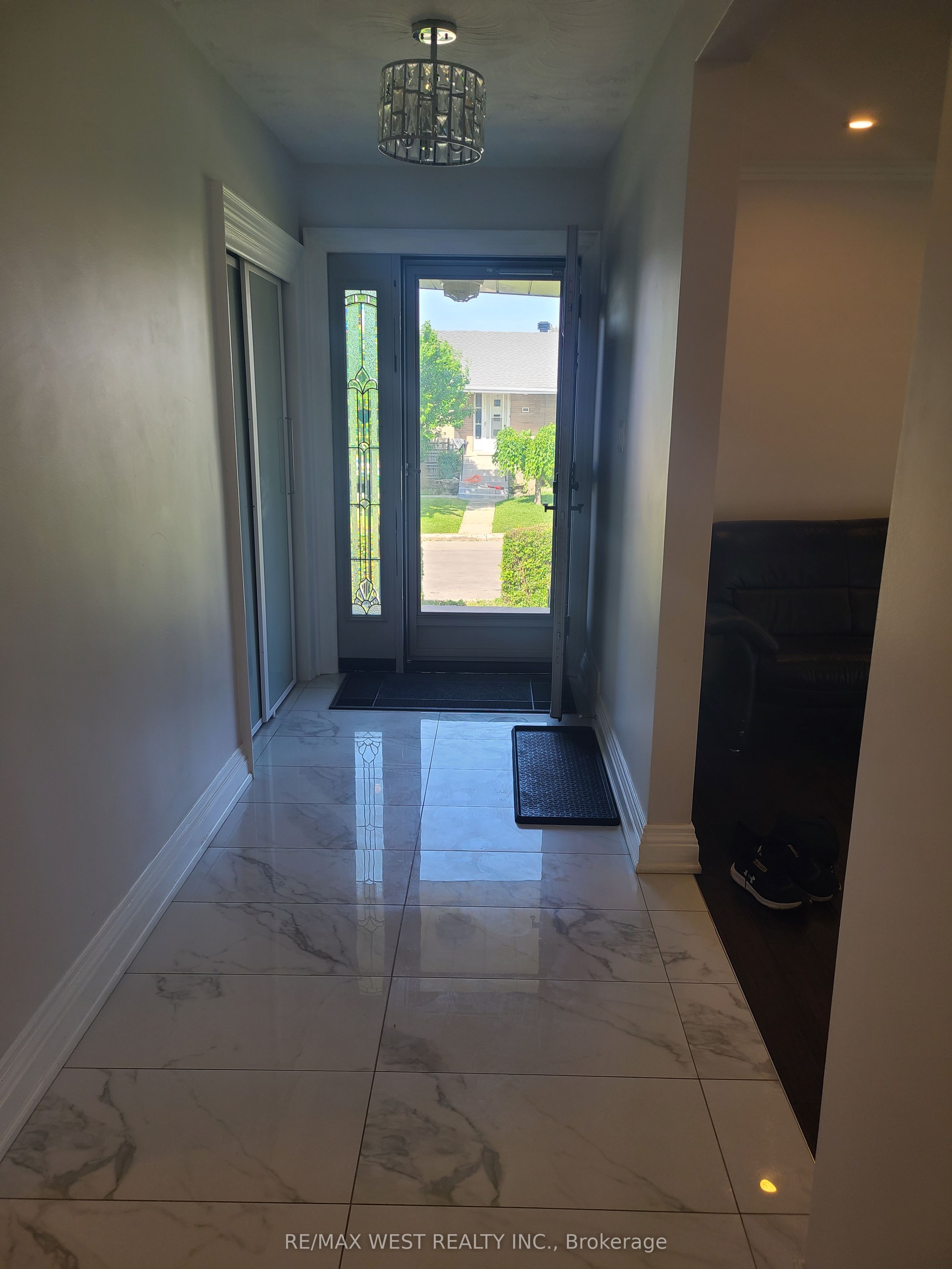 43 Playfair Avenue Property Photo 11