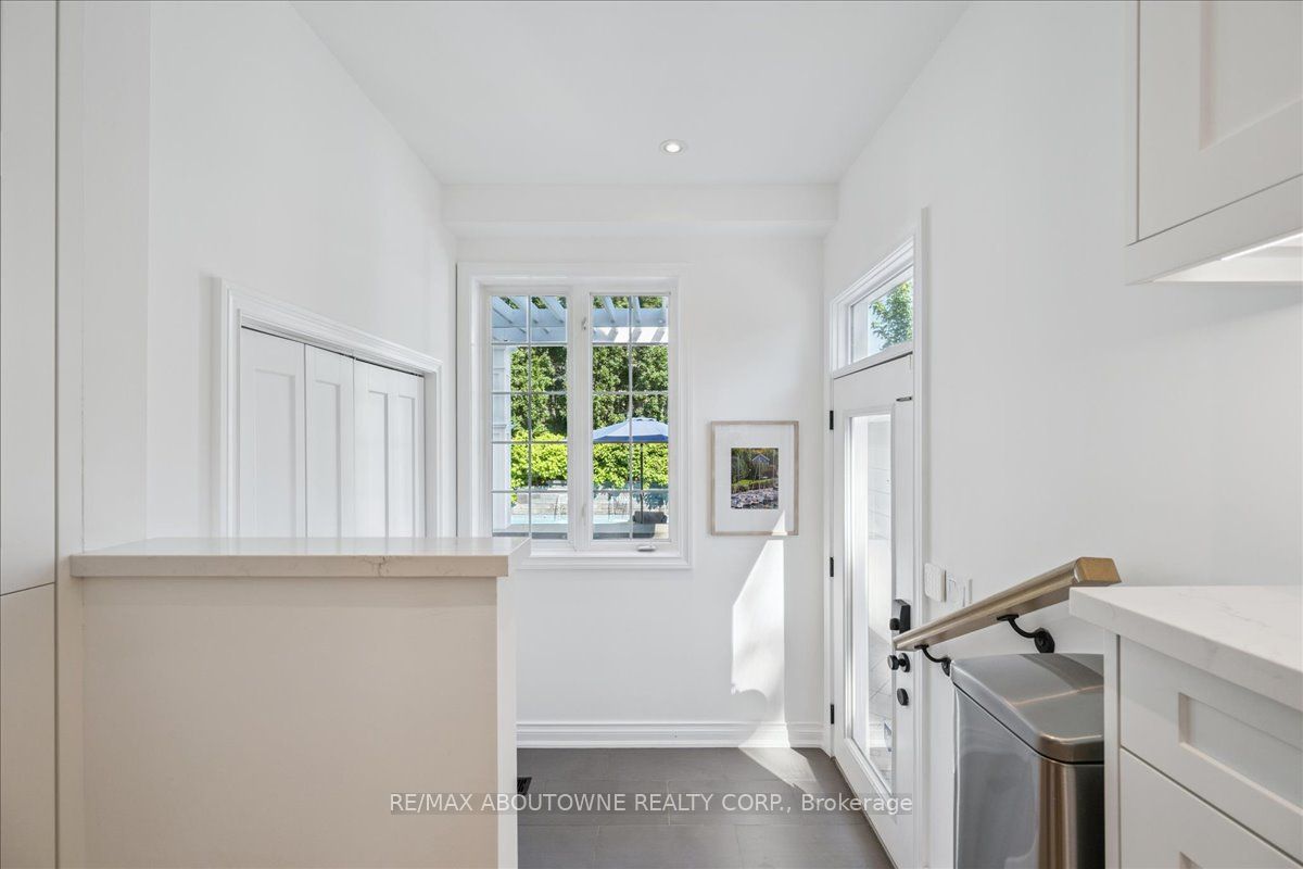 489 Rebecca Street Property Photo 14