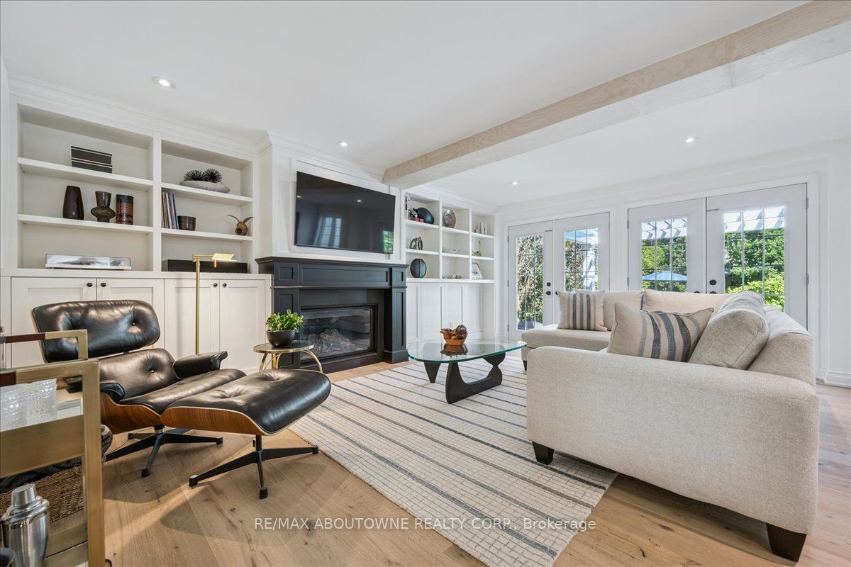 489 Rebecca Street Property Photo 16
