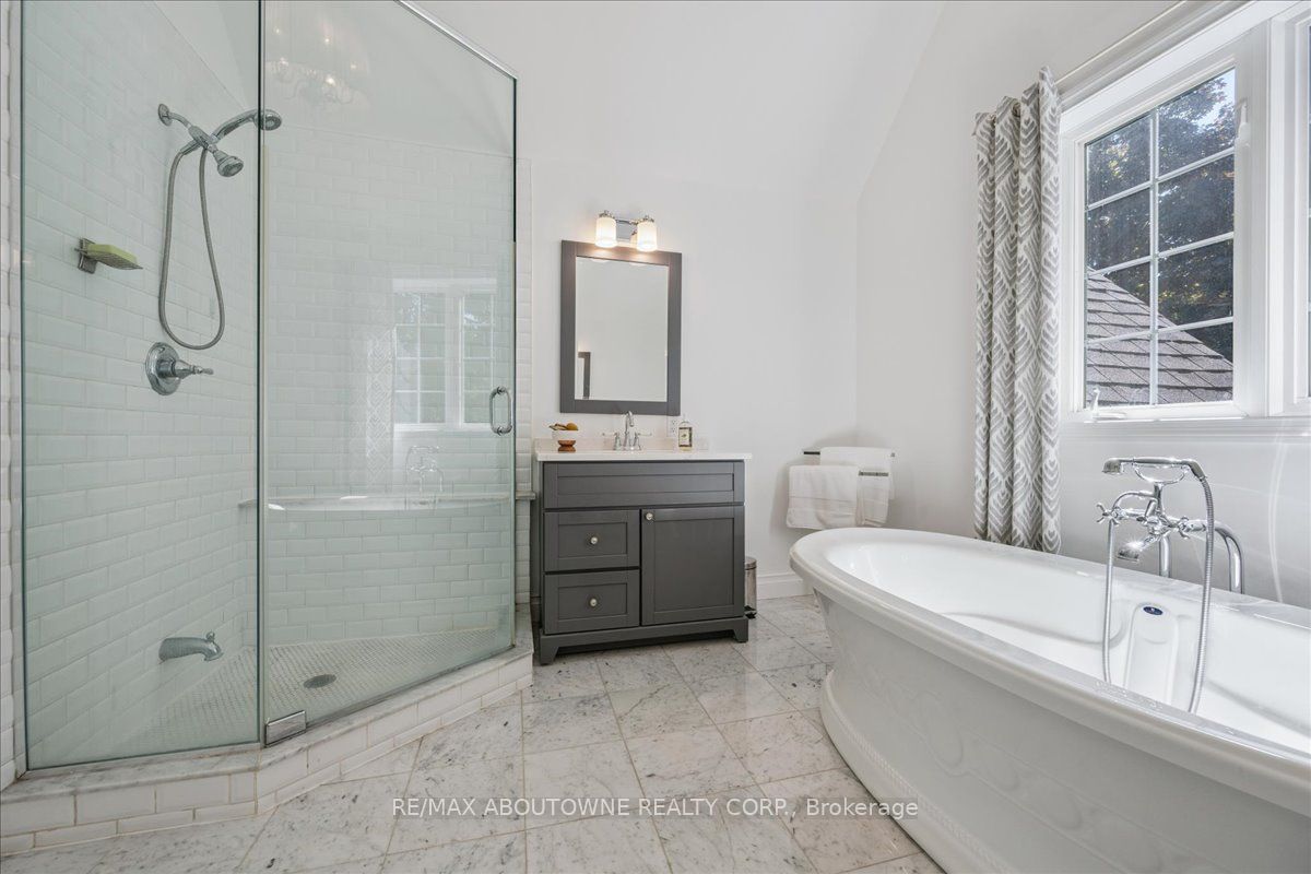 489 Rebecca Street Property Photo 29