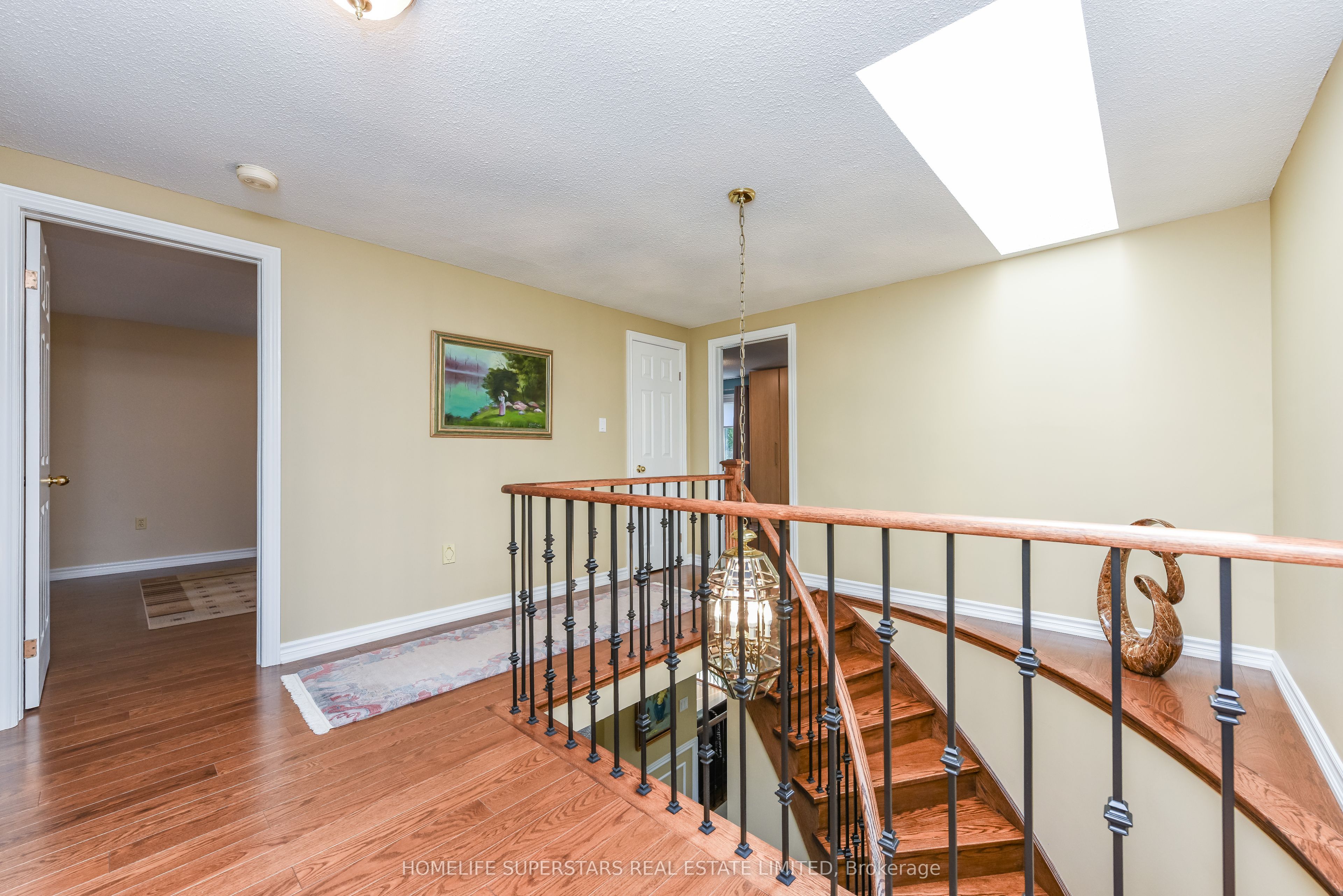 168 River Oaks Boulevard E Property Photo 22