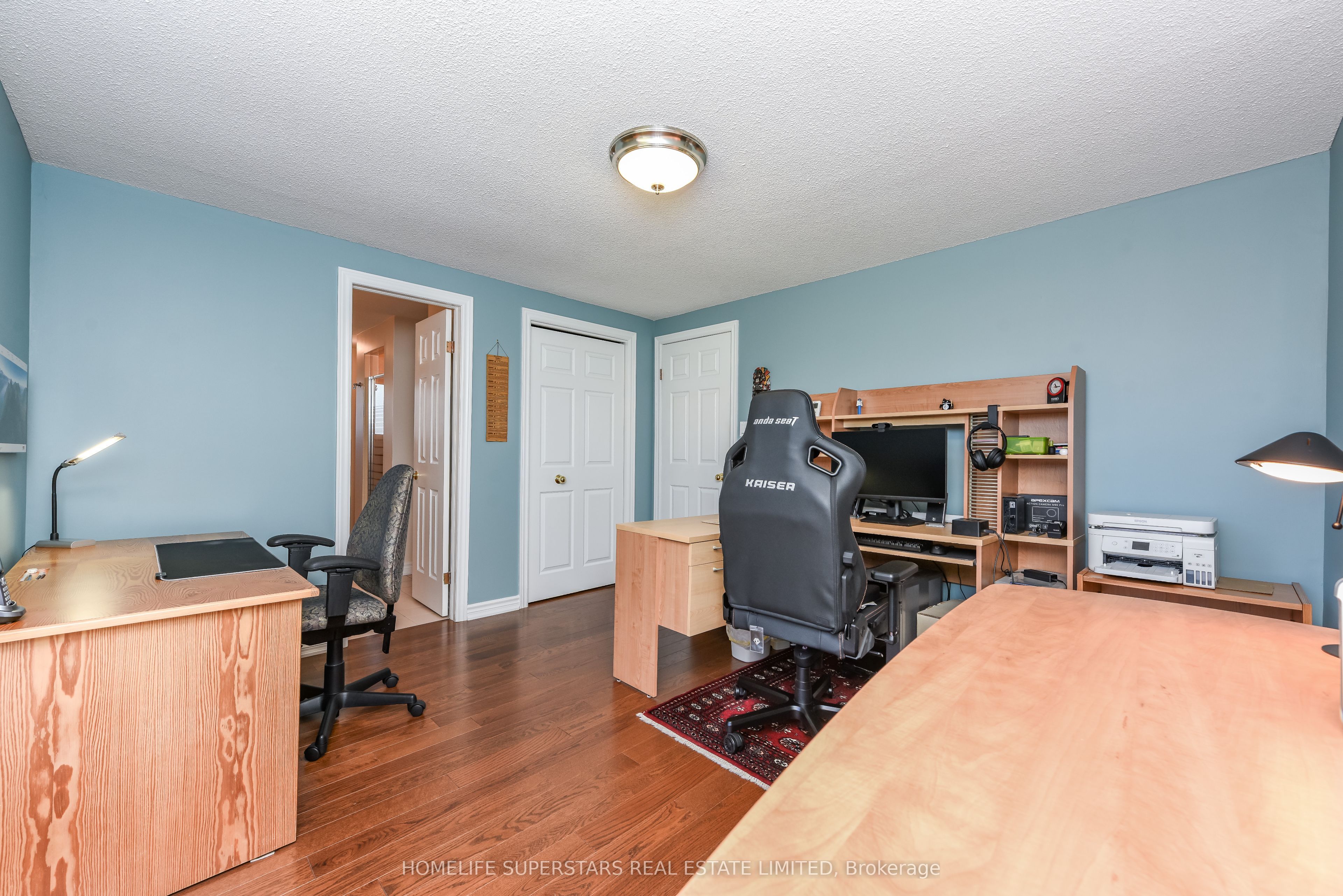 168 River Oaks Boulevard E Property Photo 26