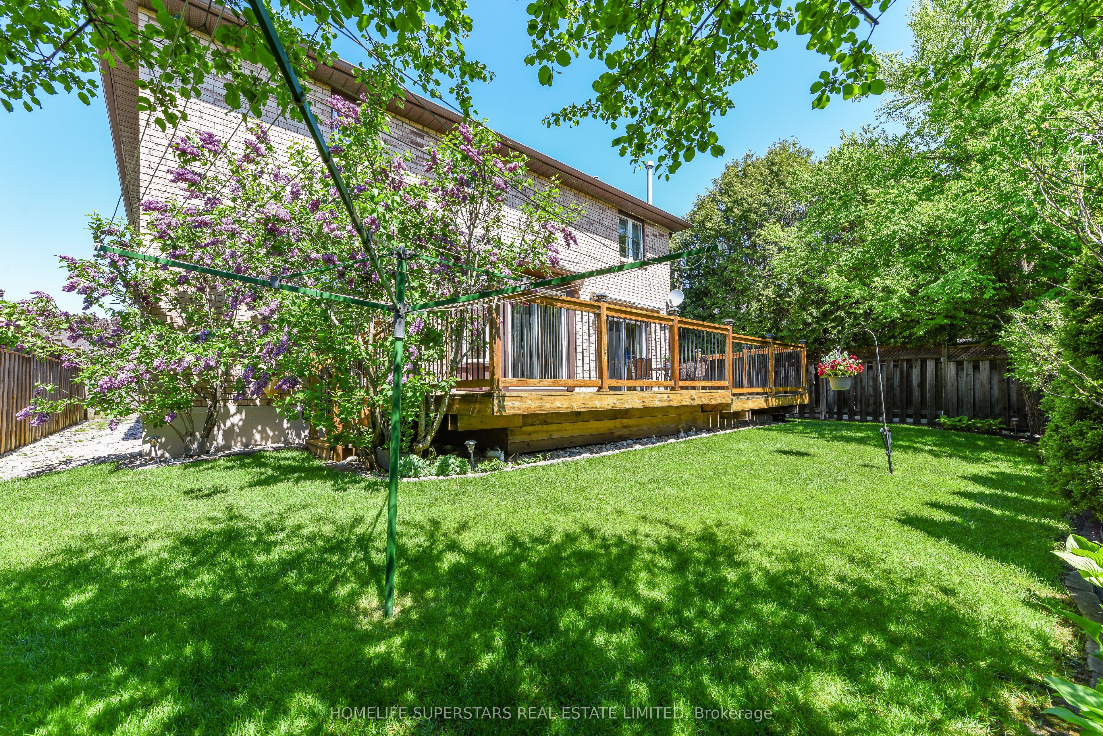 168 River Oaks Boulevard E Property Photo 46