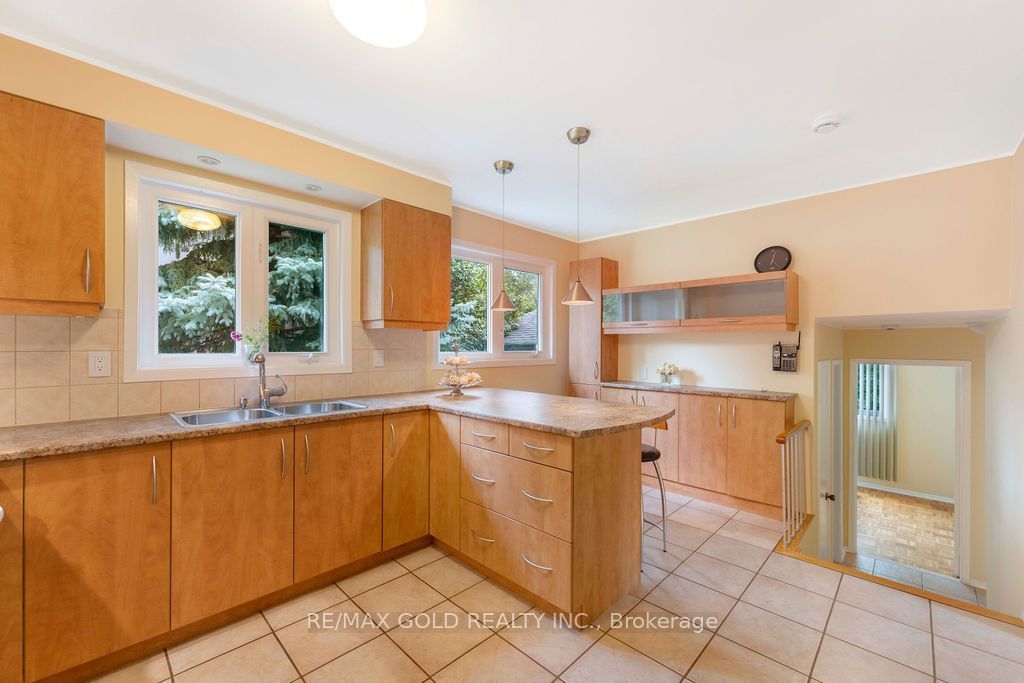 29 Carberry Crescent Property Photo 9