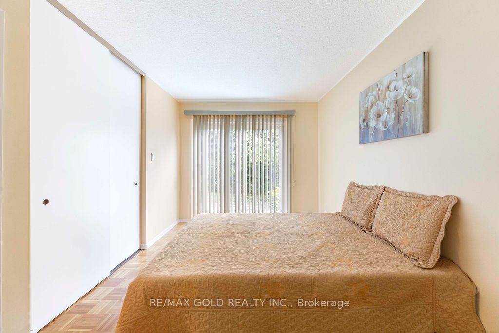 29 Carberry Crescent Property Photo 22