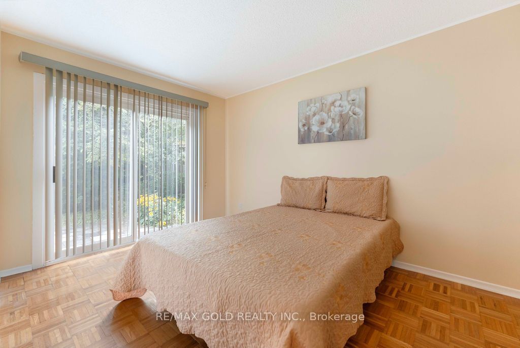 29 Carberry Crescent Property Photo 24