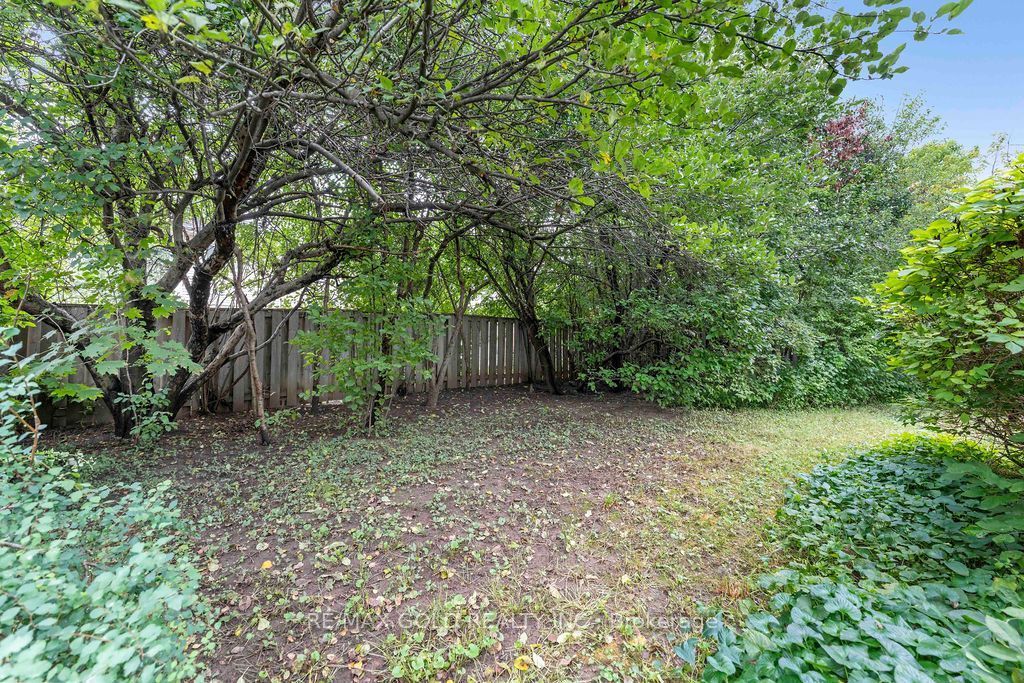 29 Carberry Crescent Property Photo 41