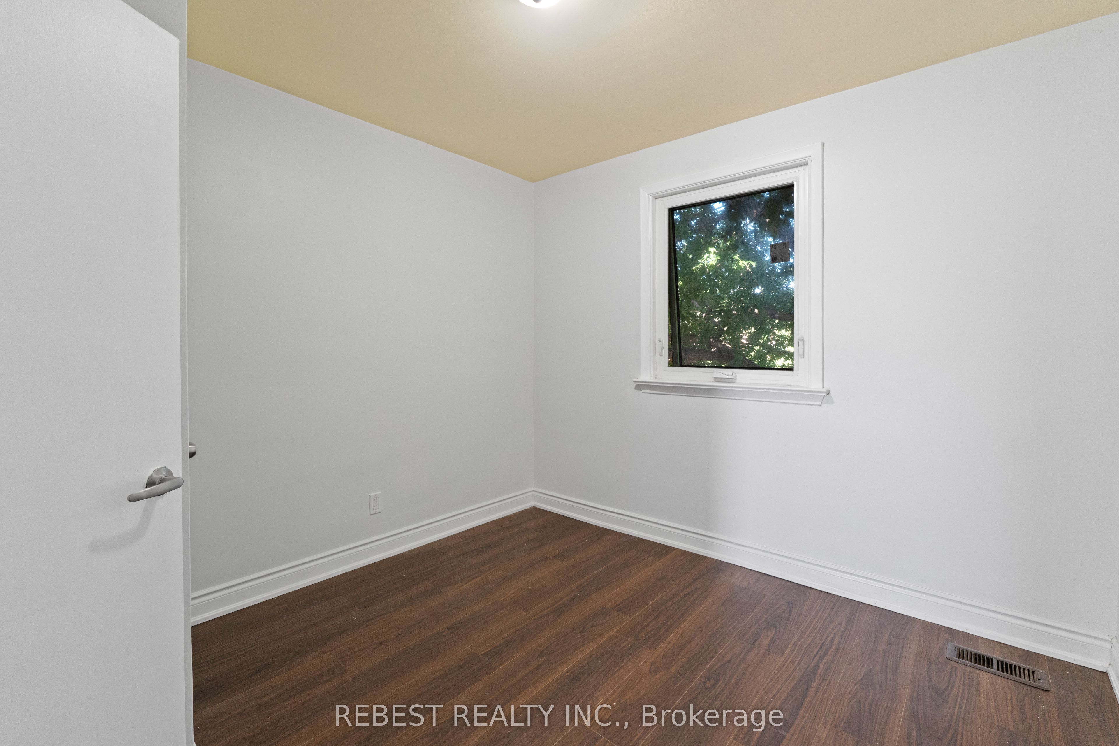 2181 Wiseman Court Property Photo 18