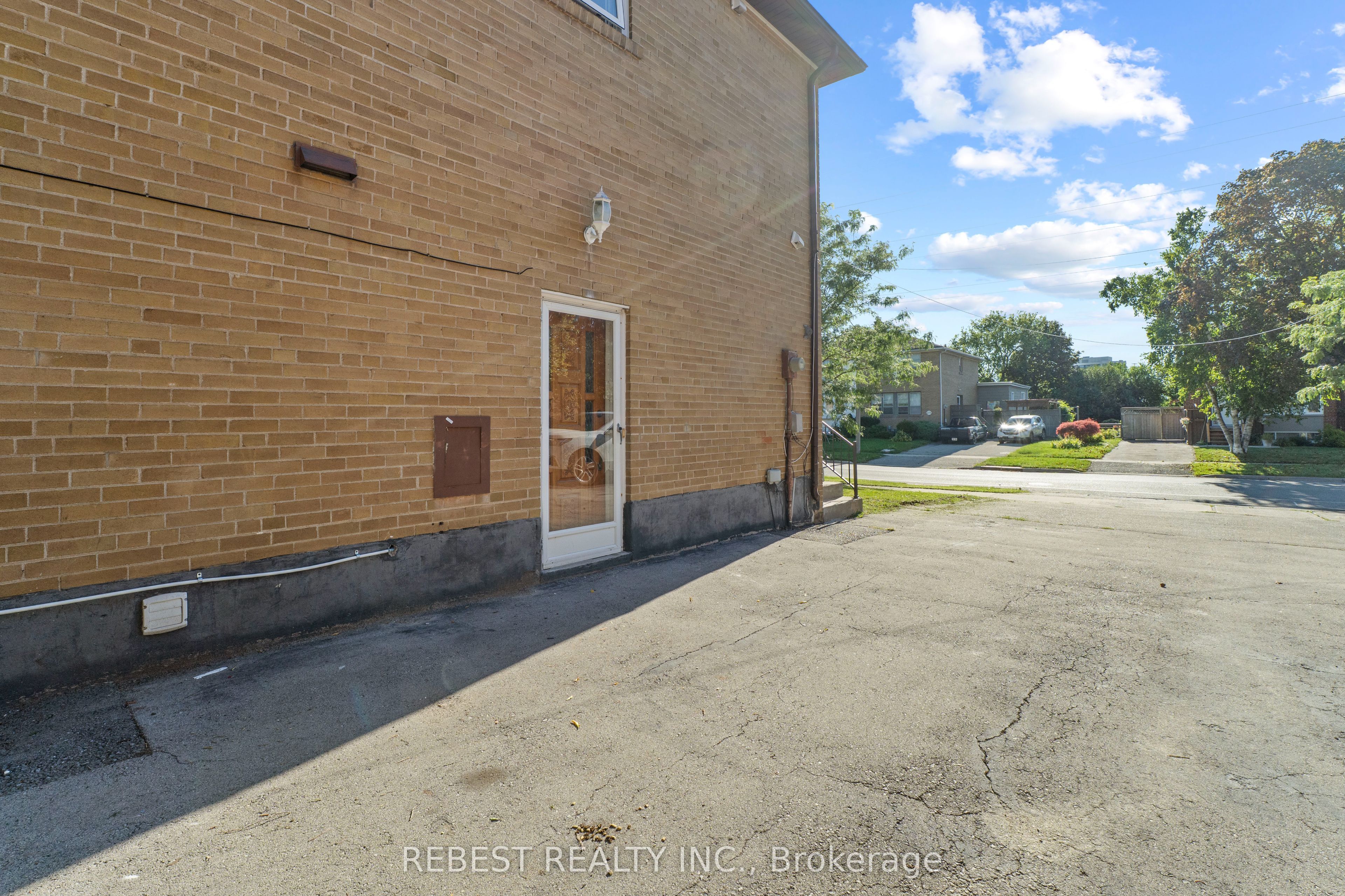 2181 Wiseman Court Property Photo 23