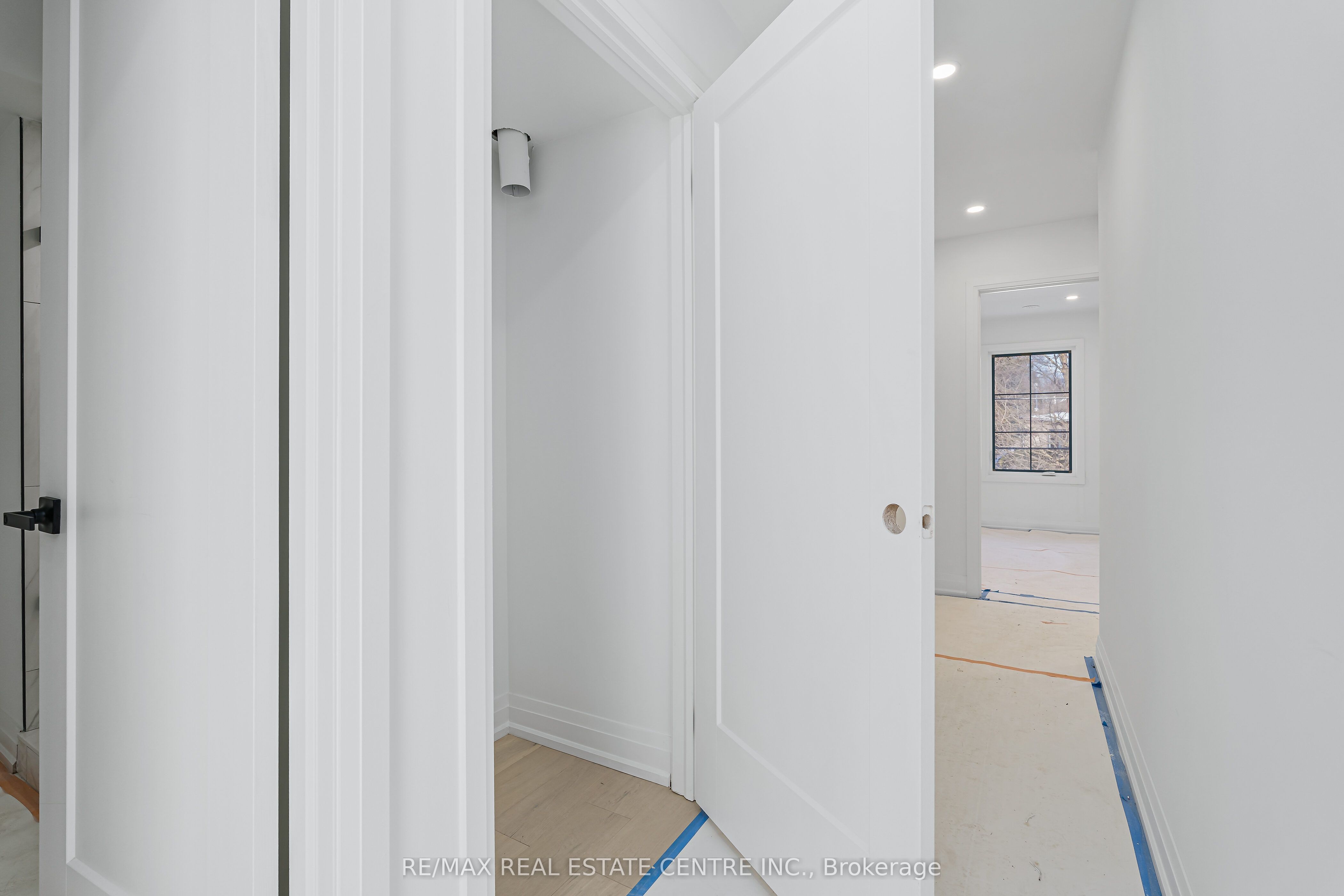 17 James Street Property Photo 26