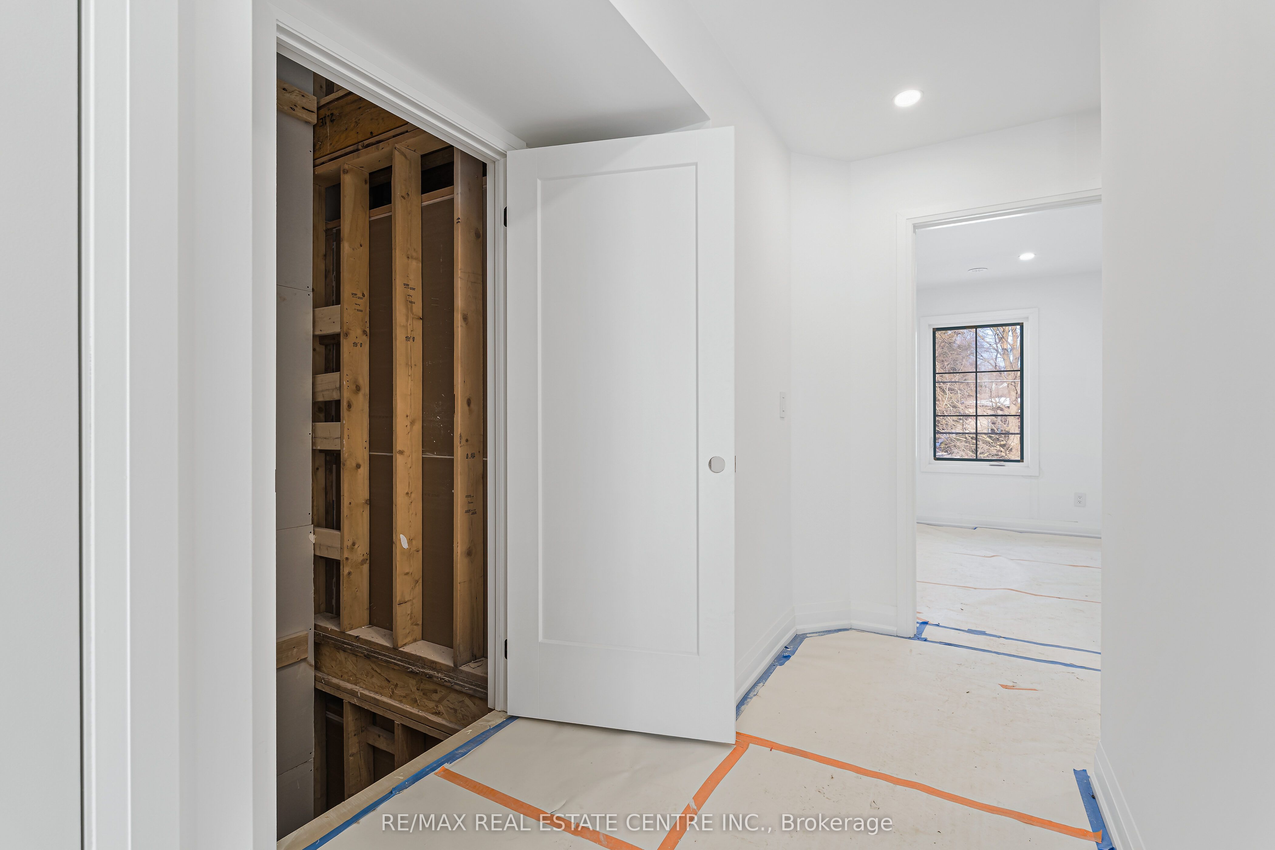 17 James Street Property Photo 27