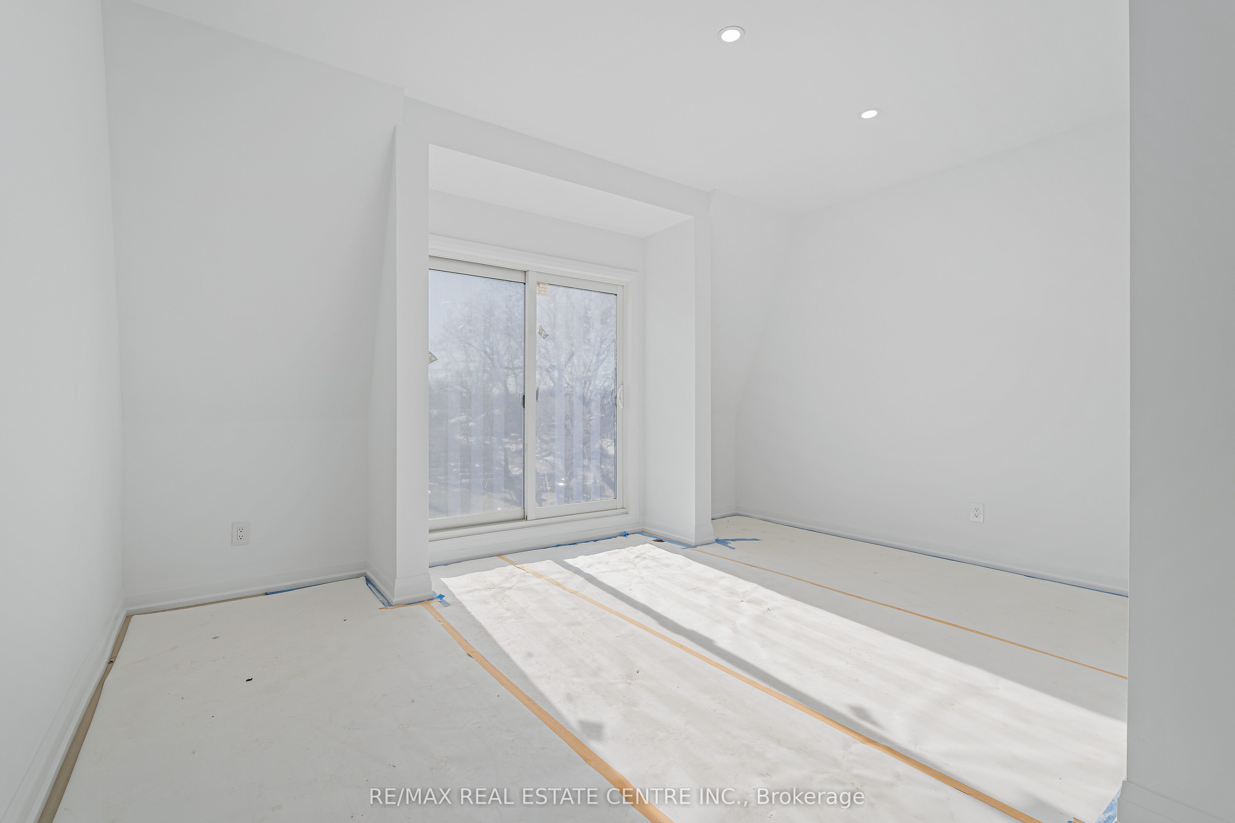 17 James Street Property Photo 29