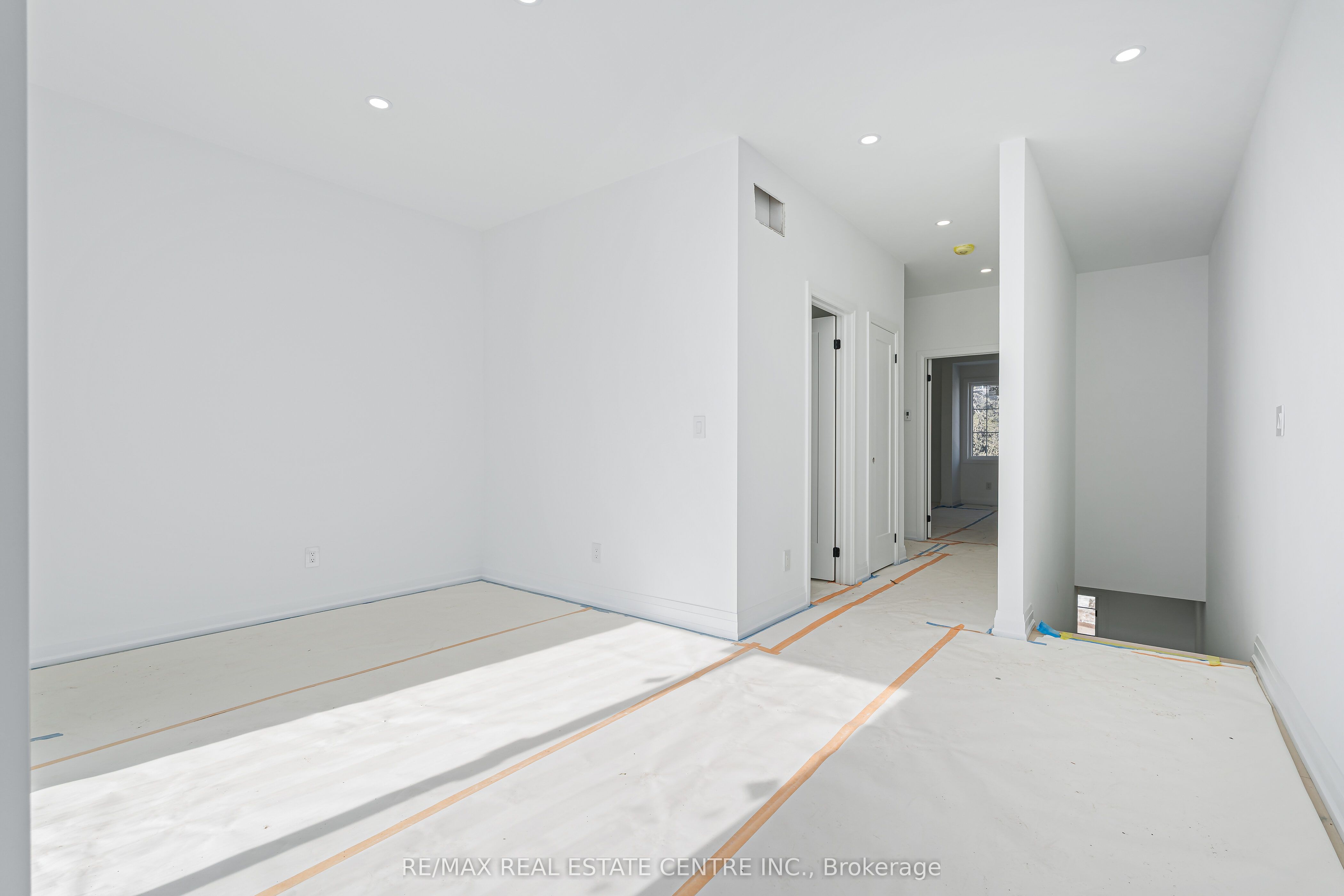 17 James Street Property Photo 31