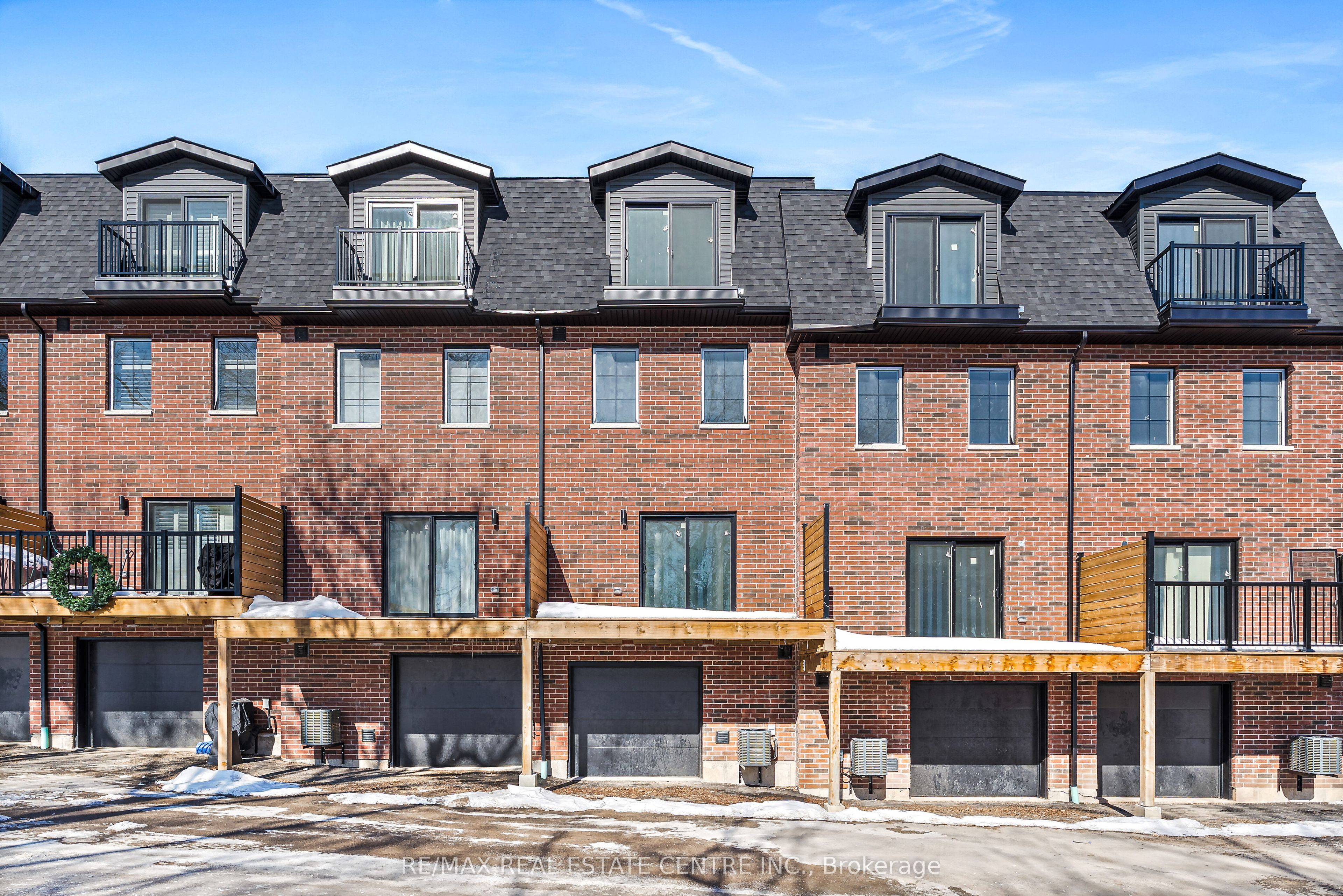 17 James Street Property Photo 41