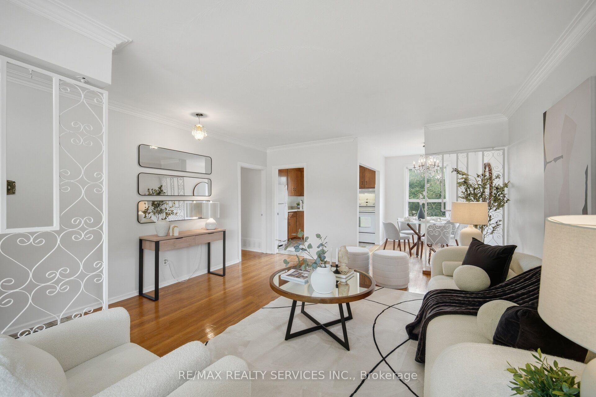 27 Edgemont Drive Property Photo 4