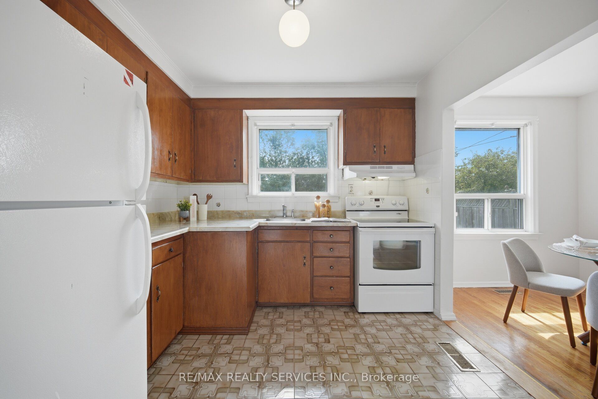 27 Edgemont Drive Property Photo 19